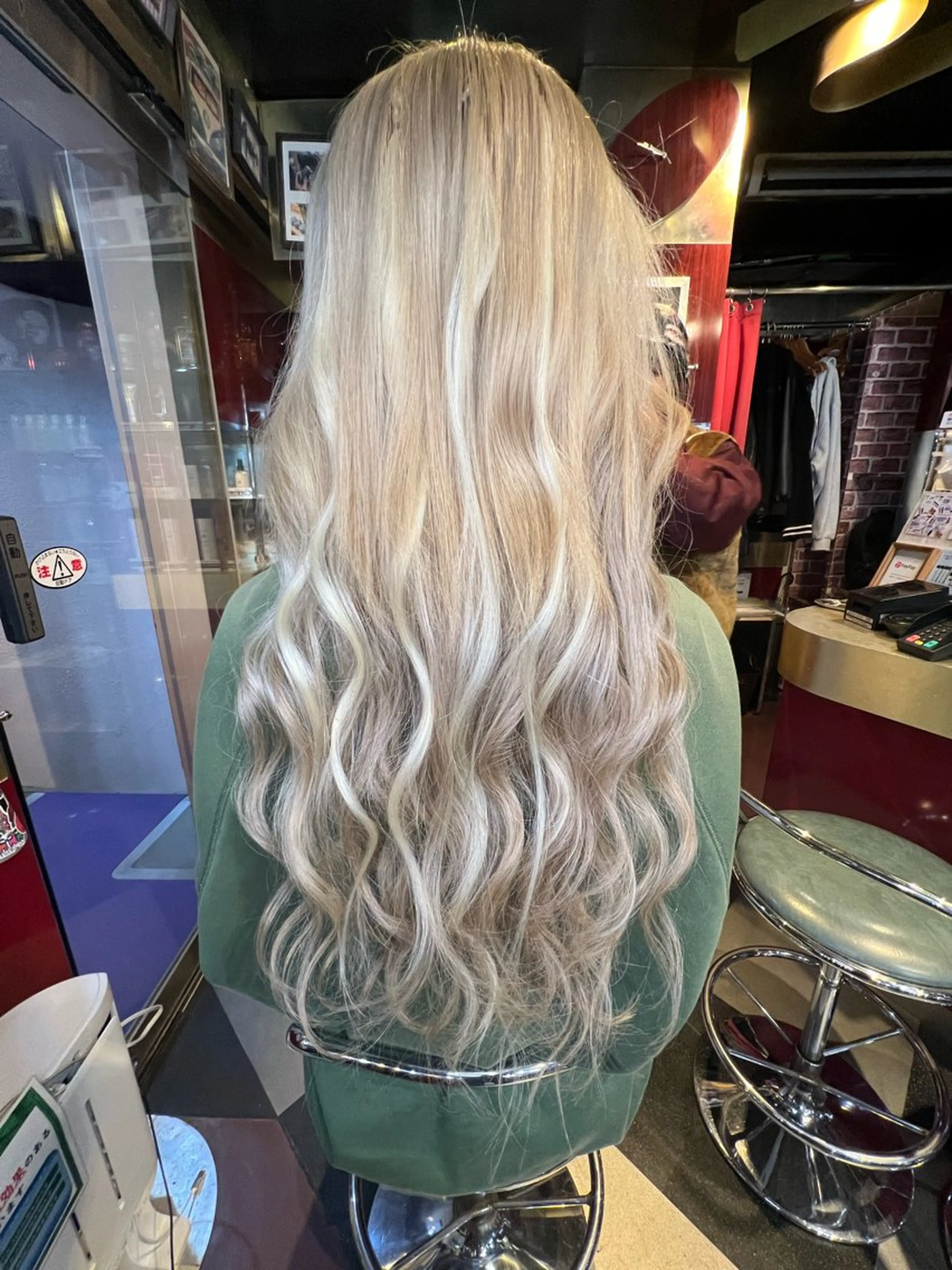 編み込みエクステ50本×馴染ませカット付き‼️💇🏻‍♀️の写真