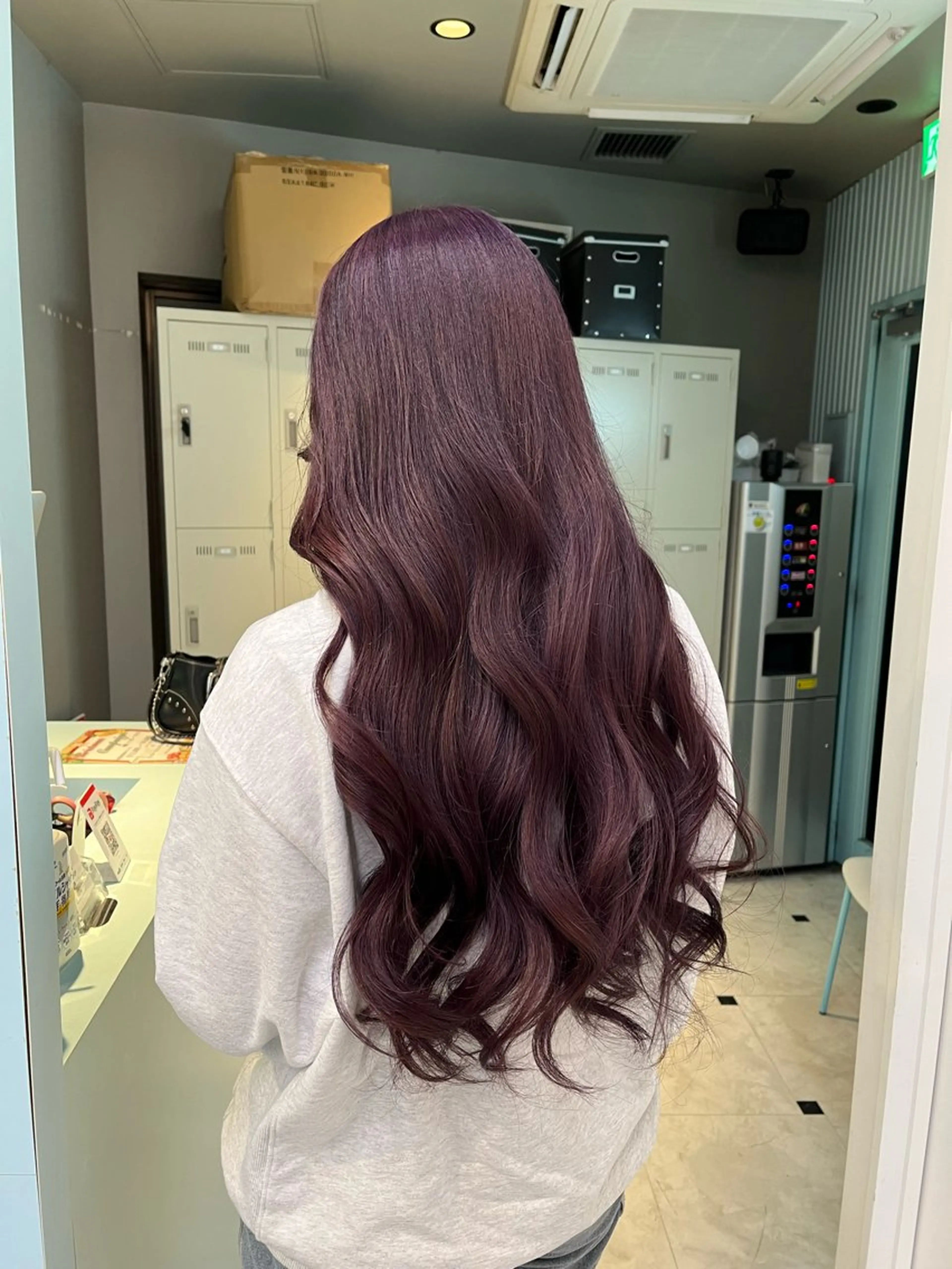 ロング カラー ヘアカラー ブリーチカラー 🩵MIZUKIのヘアスタイル