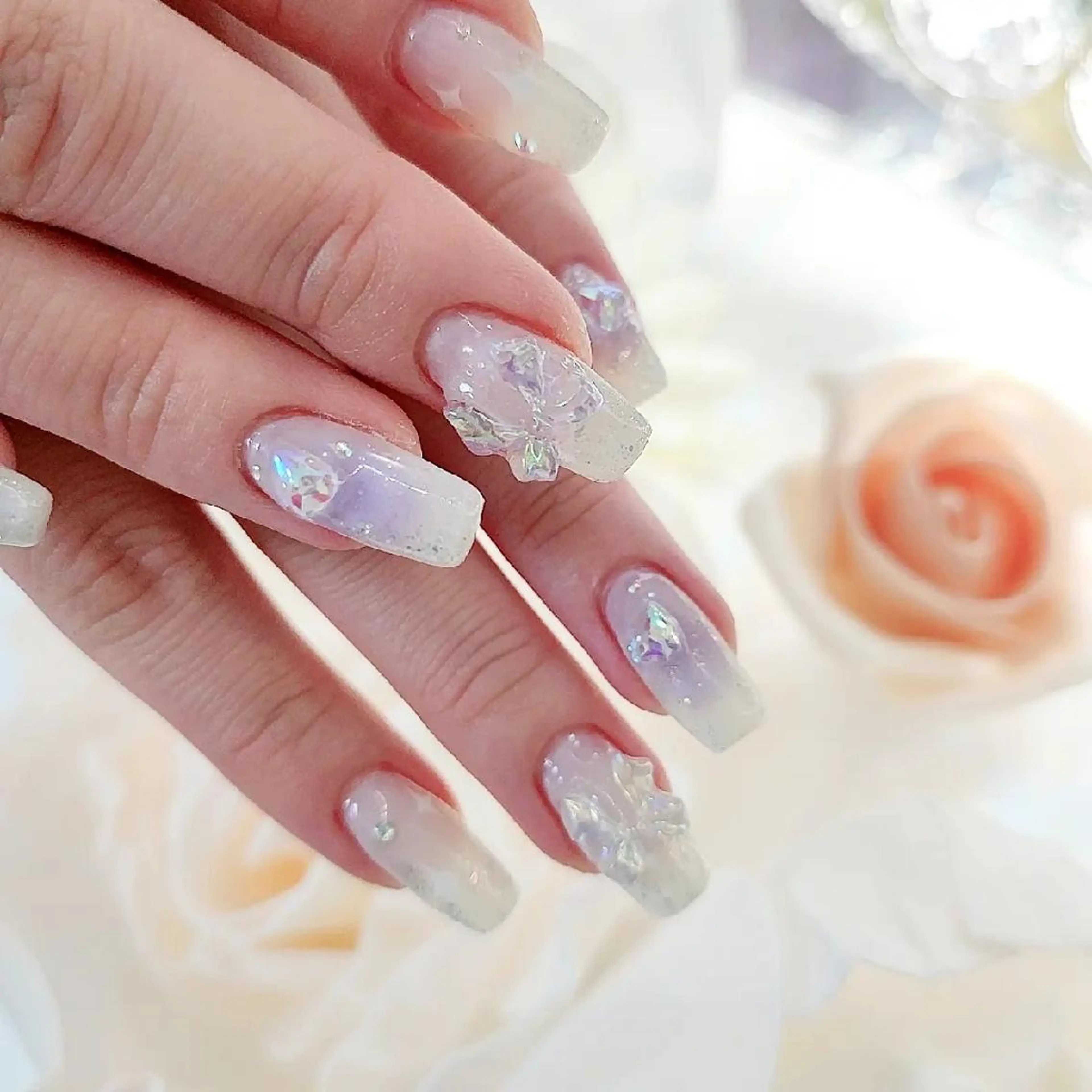 ネイル ハンドネイル RUNWAY 　　の眉毛・アイブロウイメージ