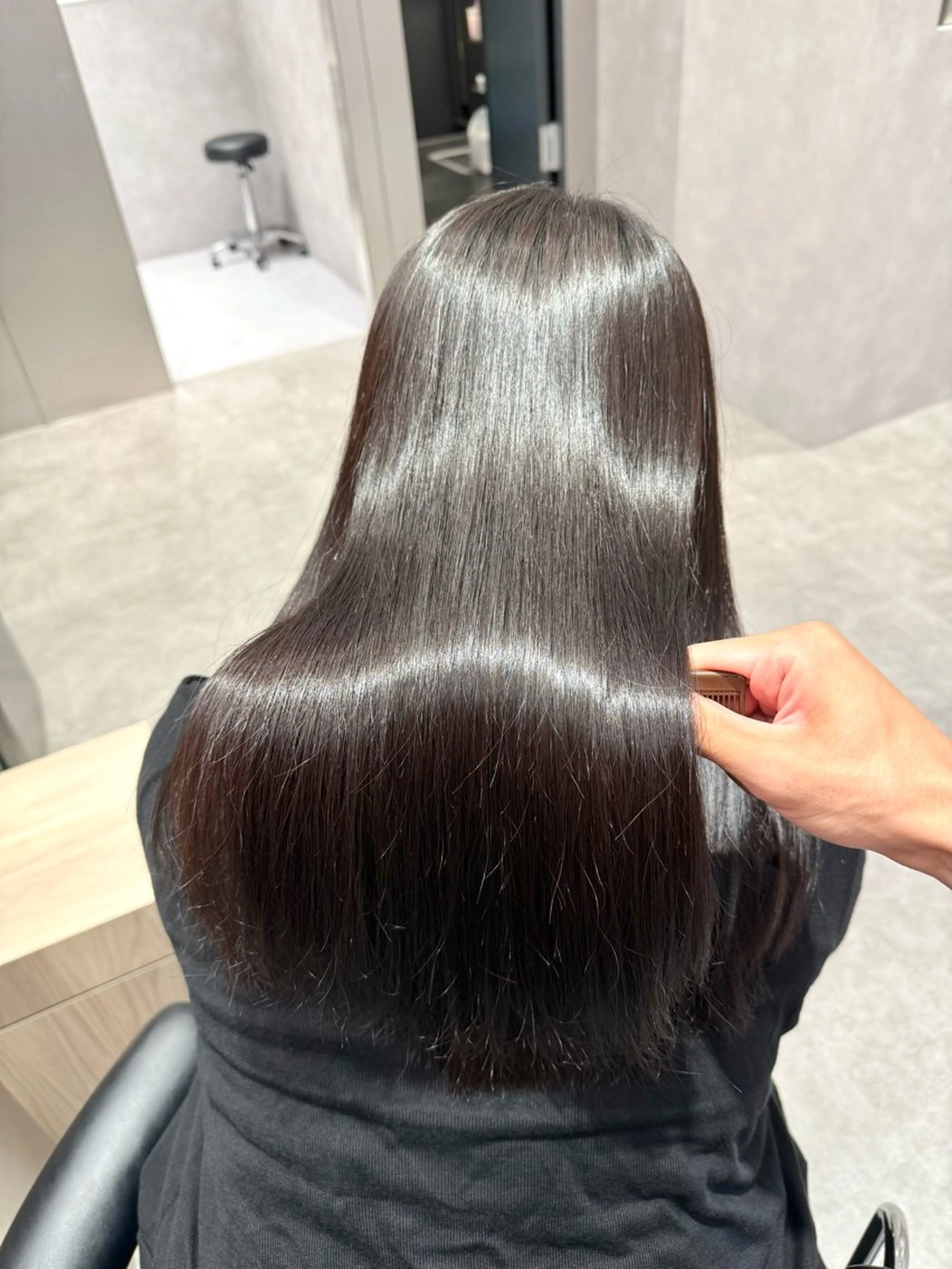 ロング カラー パーマ ヘアアレンジ 髪質改善 縮毛矯正 トリートメント ストレートパーマ ヘアカラー 縮毛矯正 トリートメント 縮毛矯正/髪質改善/ ブリーチ毛/木元渓太のヘアスタイル