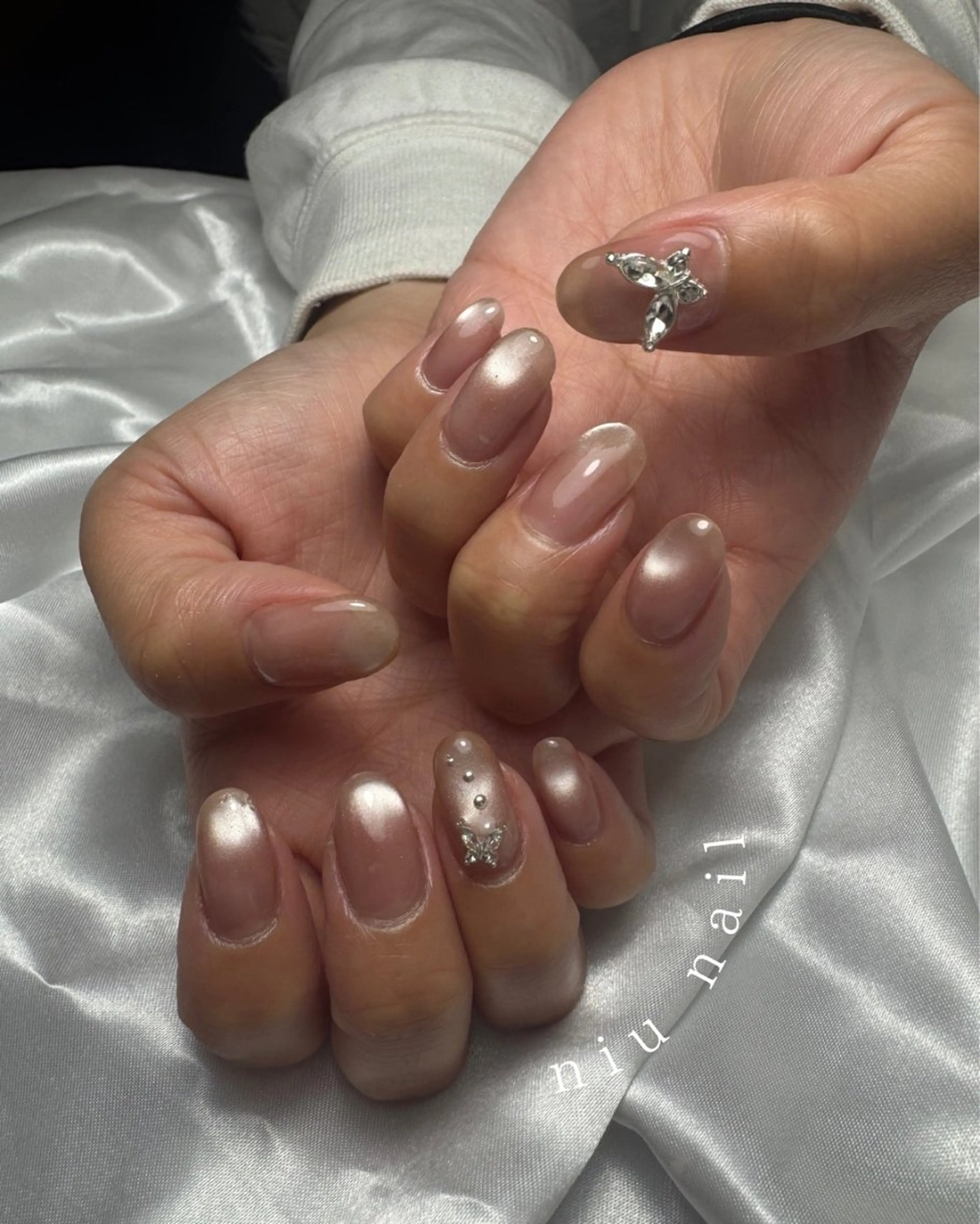 ネイル マグネットネイル ハンドネイル nail salon niuのネイルデザイン