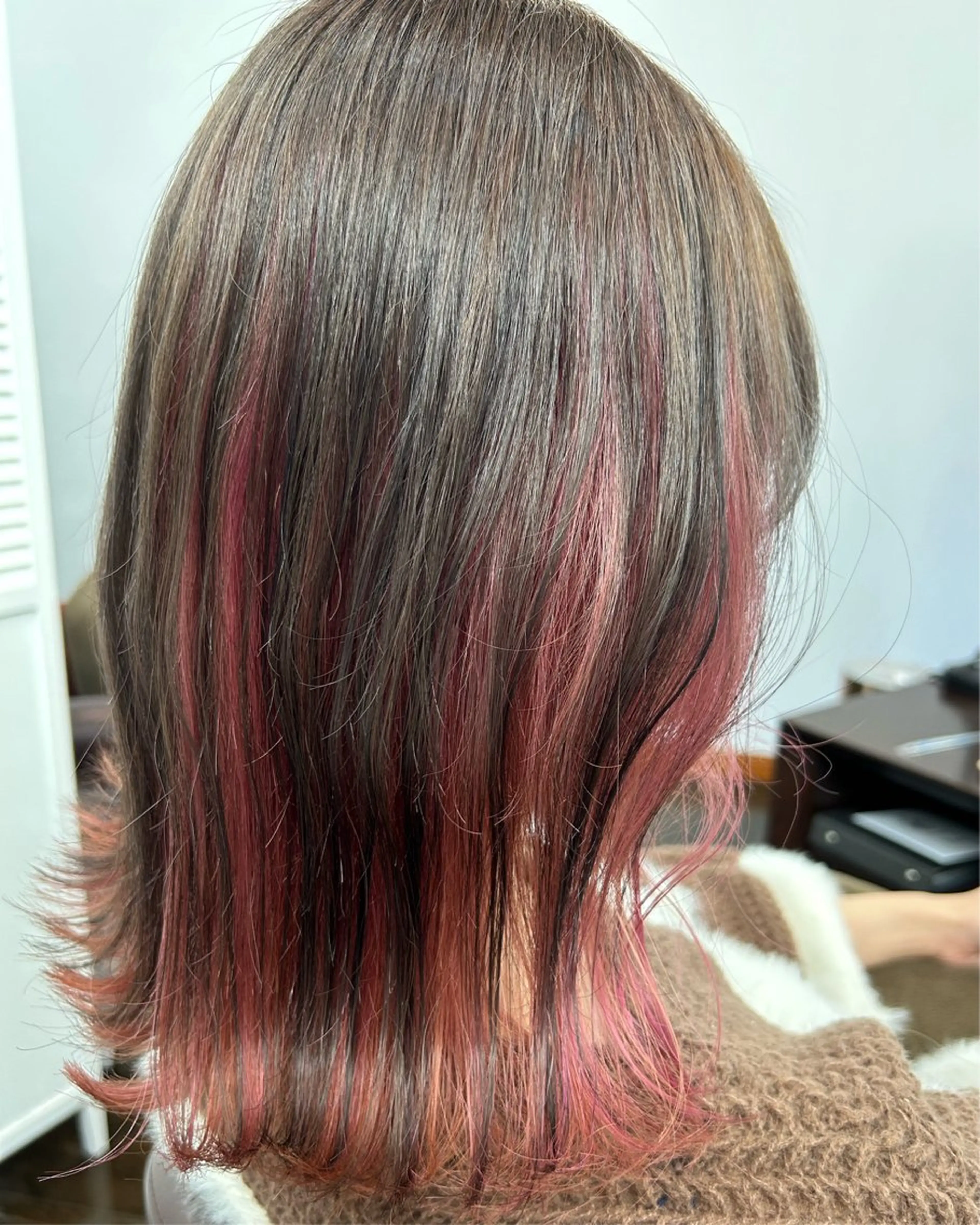 カラー ベージュカラー インナーカラー ピンクカラー ピンクベージュ 坂本 瑞季 🤍 髪質改善のヘアスタイル