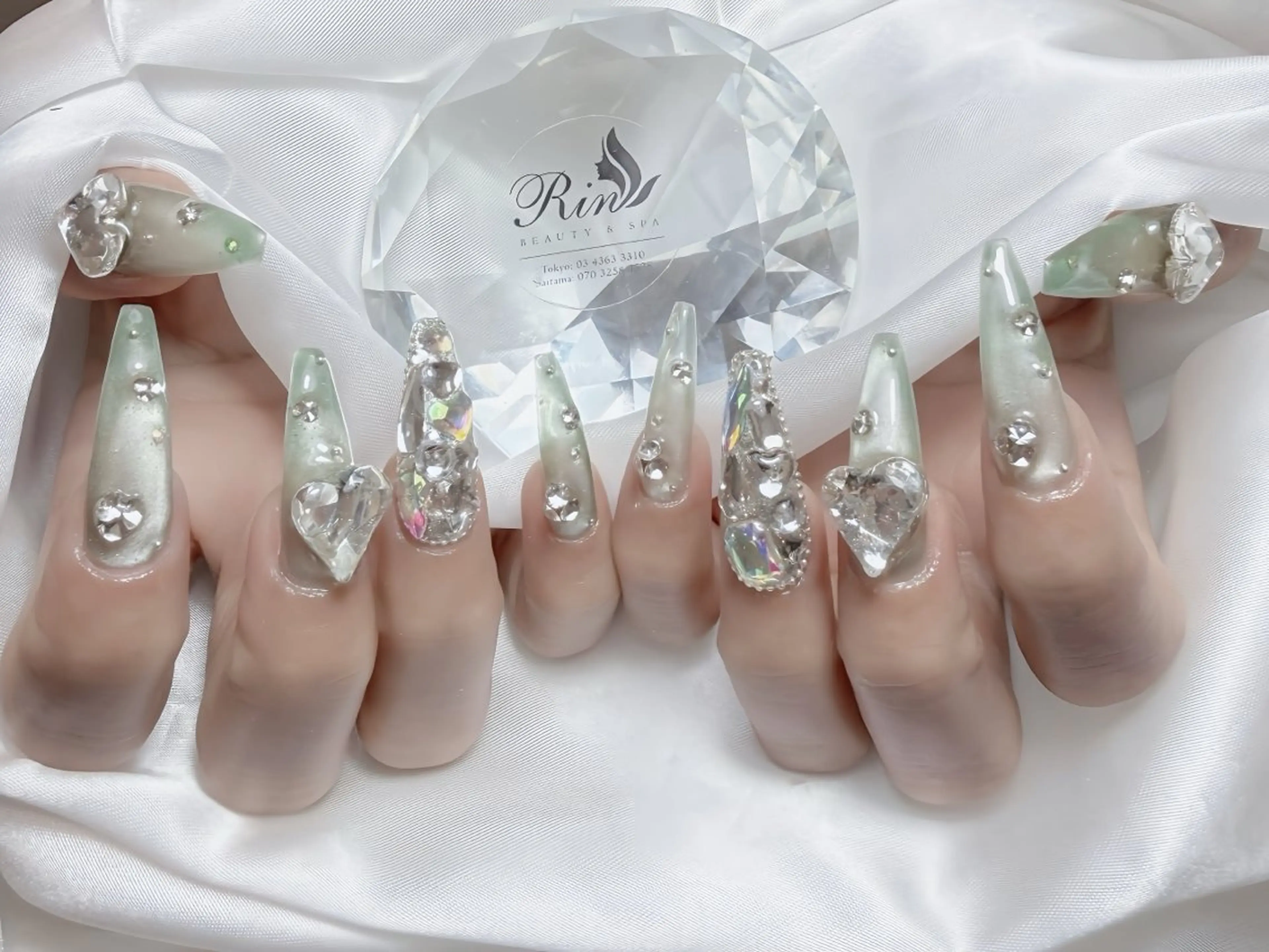 ネイル チークネイル フラッシュネイル フラワーネイル フットネイル ジェルネイル ハンドネイル Rin Nail Shinokuboのネイルデザイン