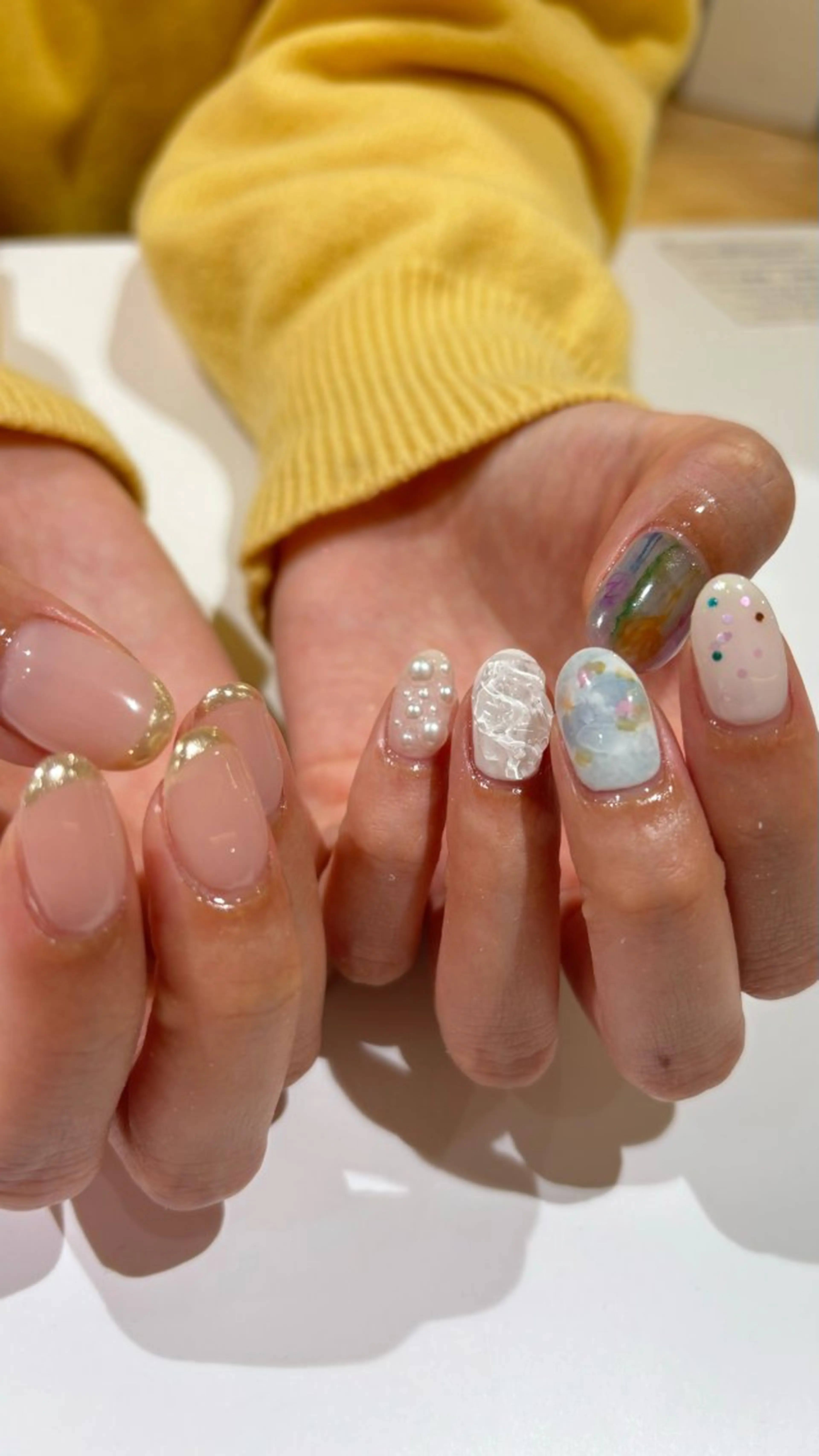 ネイル ハンドネイル 🤍 YUI 🤍のネイルデザイン