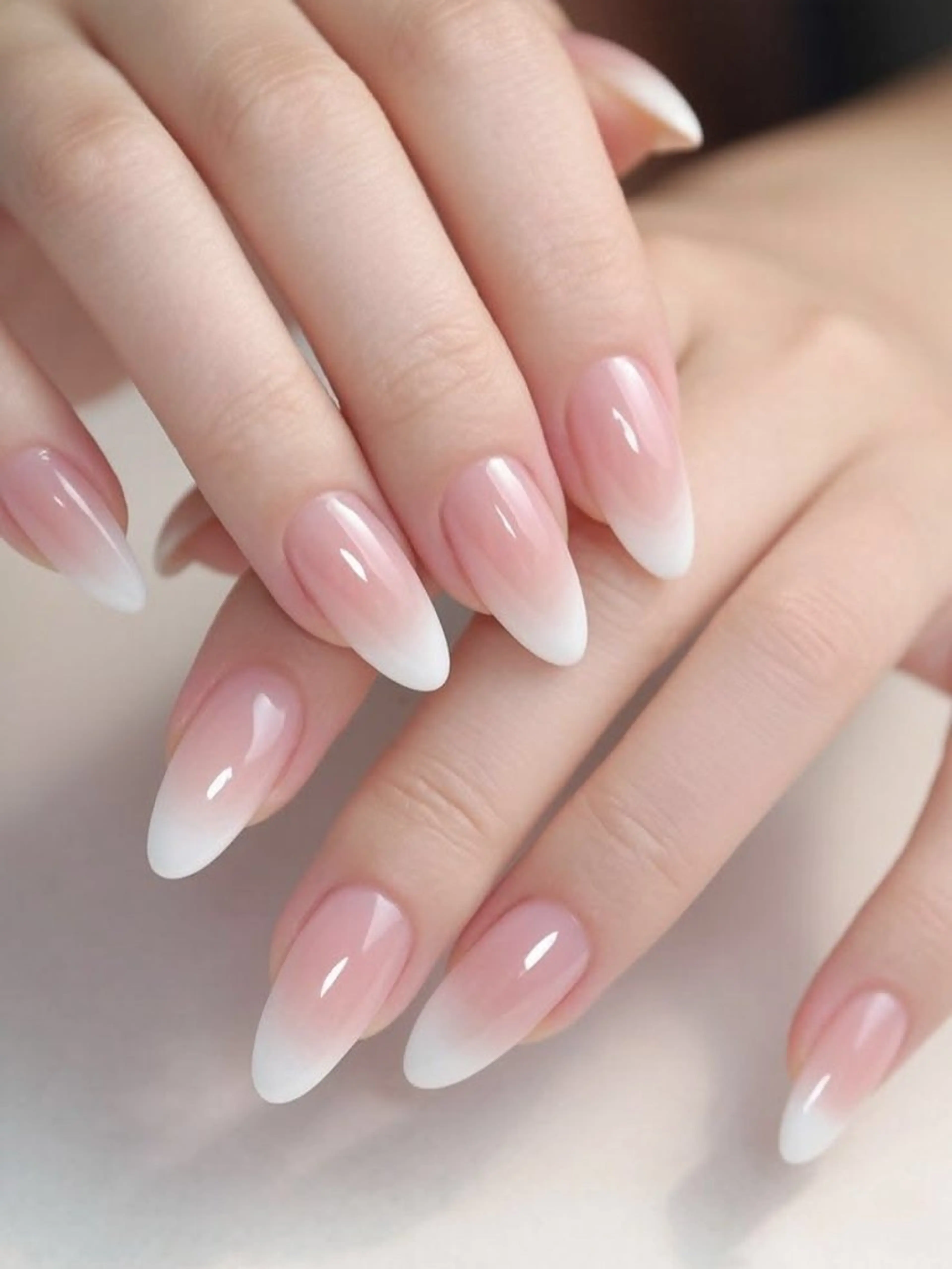 カラー ハンドネイル AIN Nailのネイルデザイン
