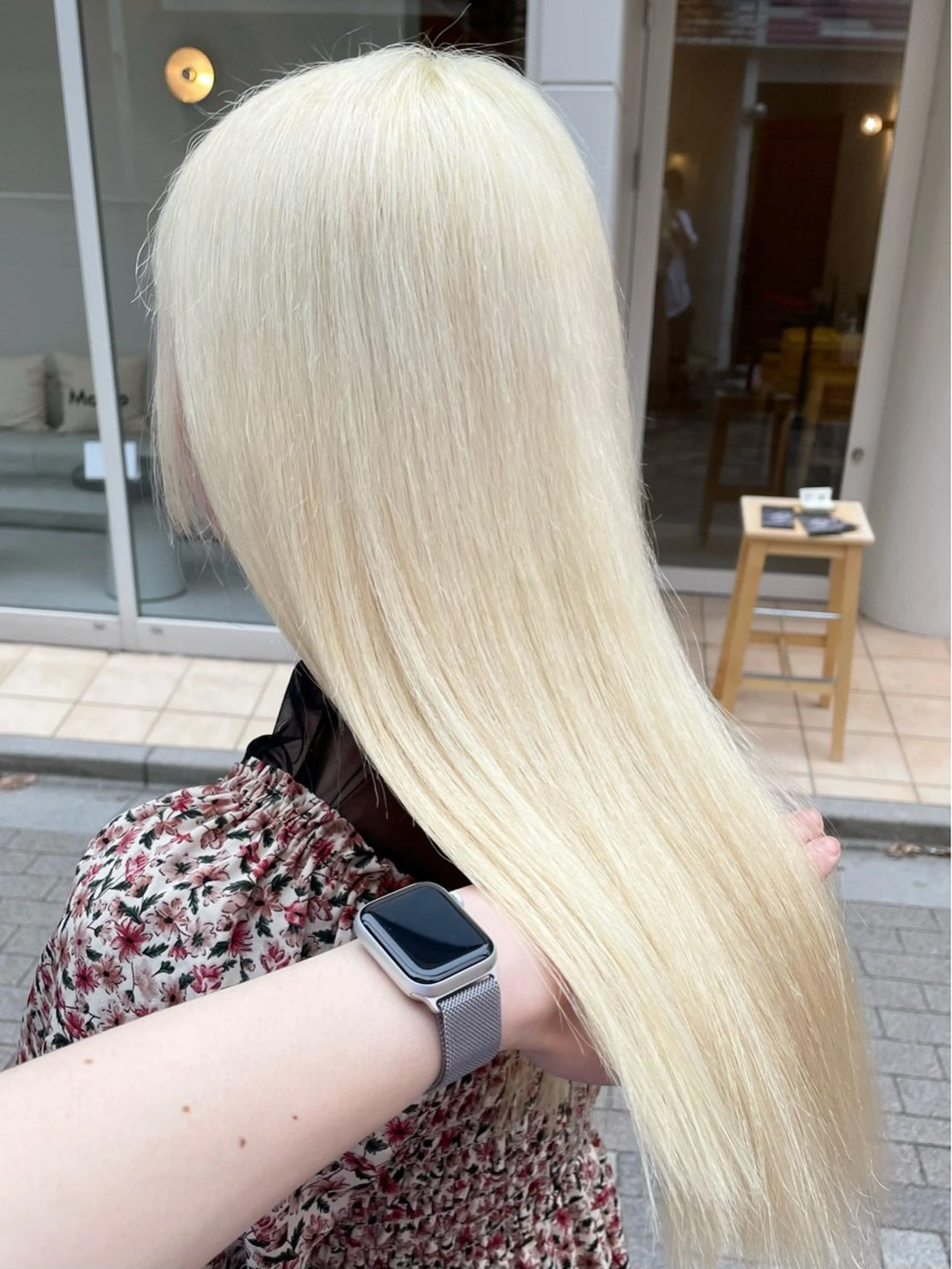 ロング カラー ブロンド ホワイトブロンド ロング ヘアカラー トリートメント ヘアセット ハイトーン×レイヤー ／遠藤将太のヘアスタイル