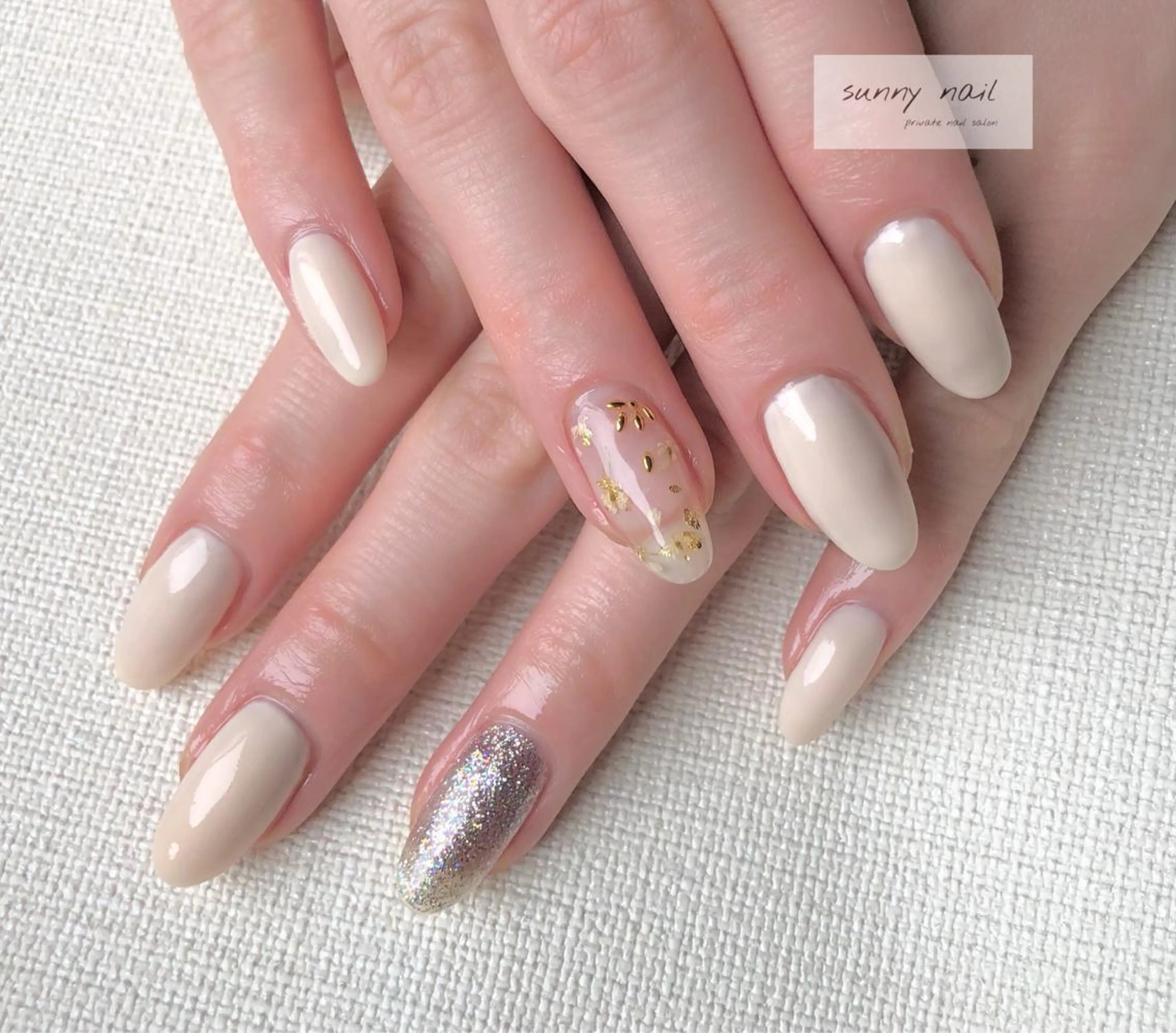 ネイル カジュアル ジェルネイル ニュアンスネイル パラジェル ホワイト sunny nailのネイルデザイン