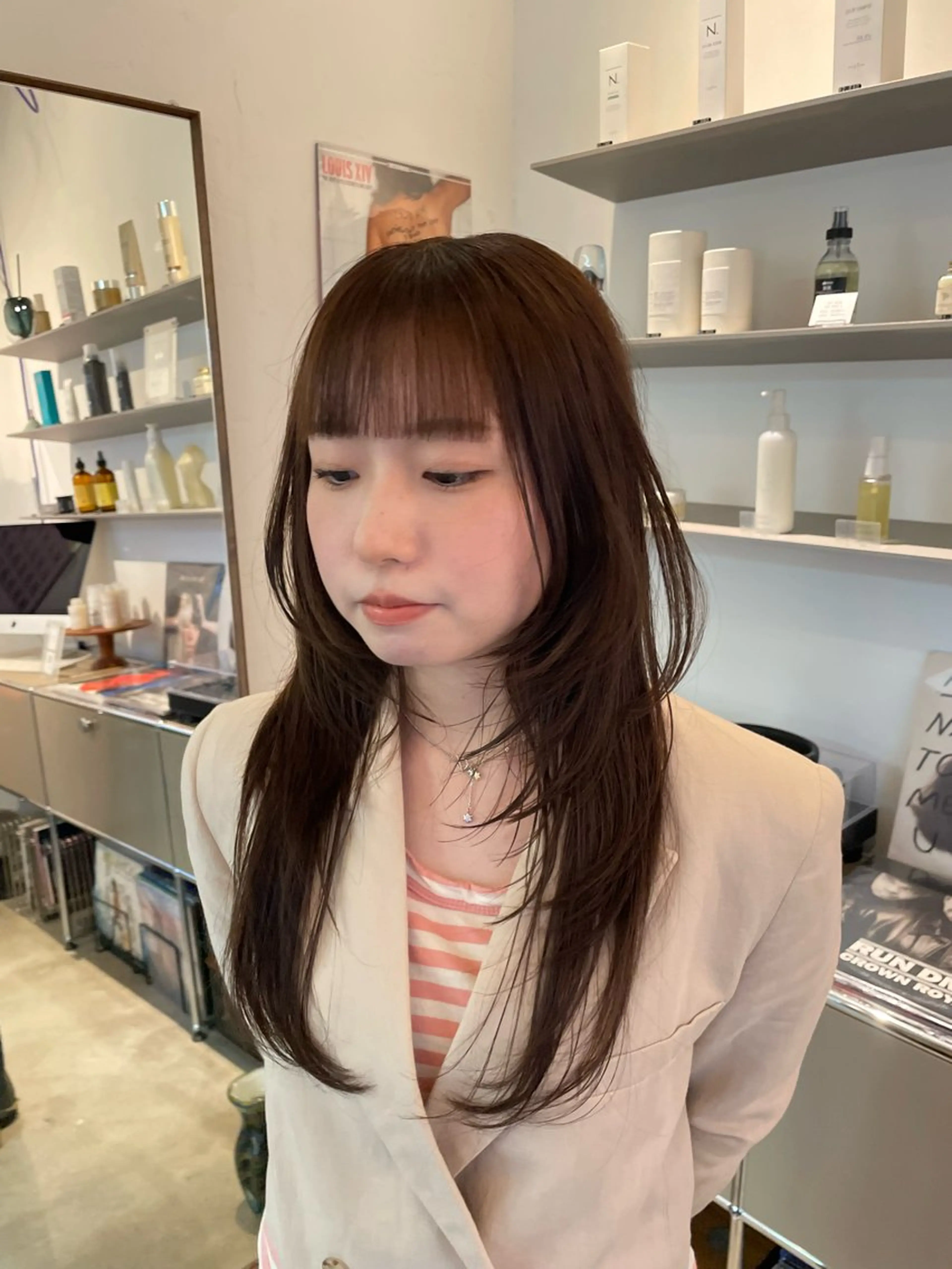 セミロング ハッシュカット HITOMI 福岡パーマのヘアスタイル