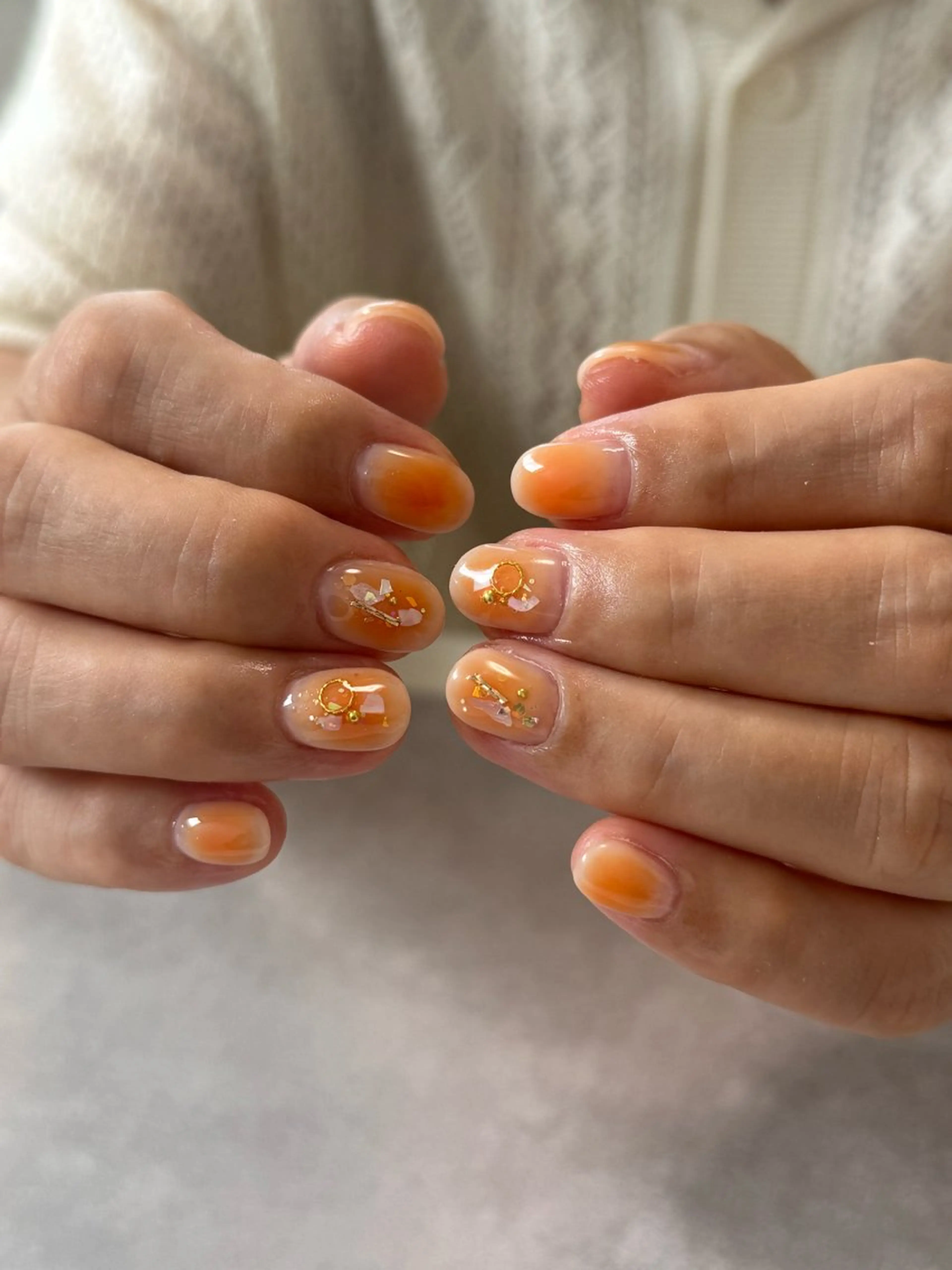 ネイル チークネイル ニュアンスネイル 夏ネイル nailroom amyのネイルデザイン
