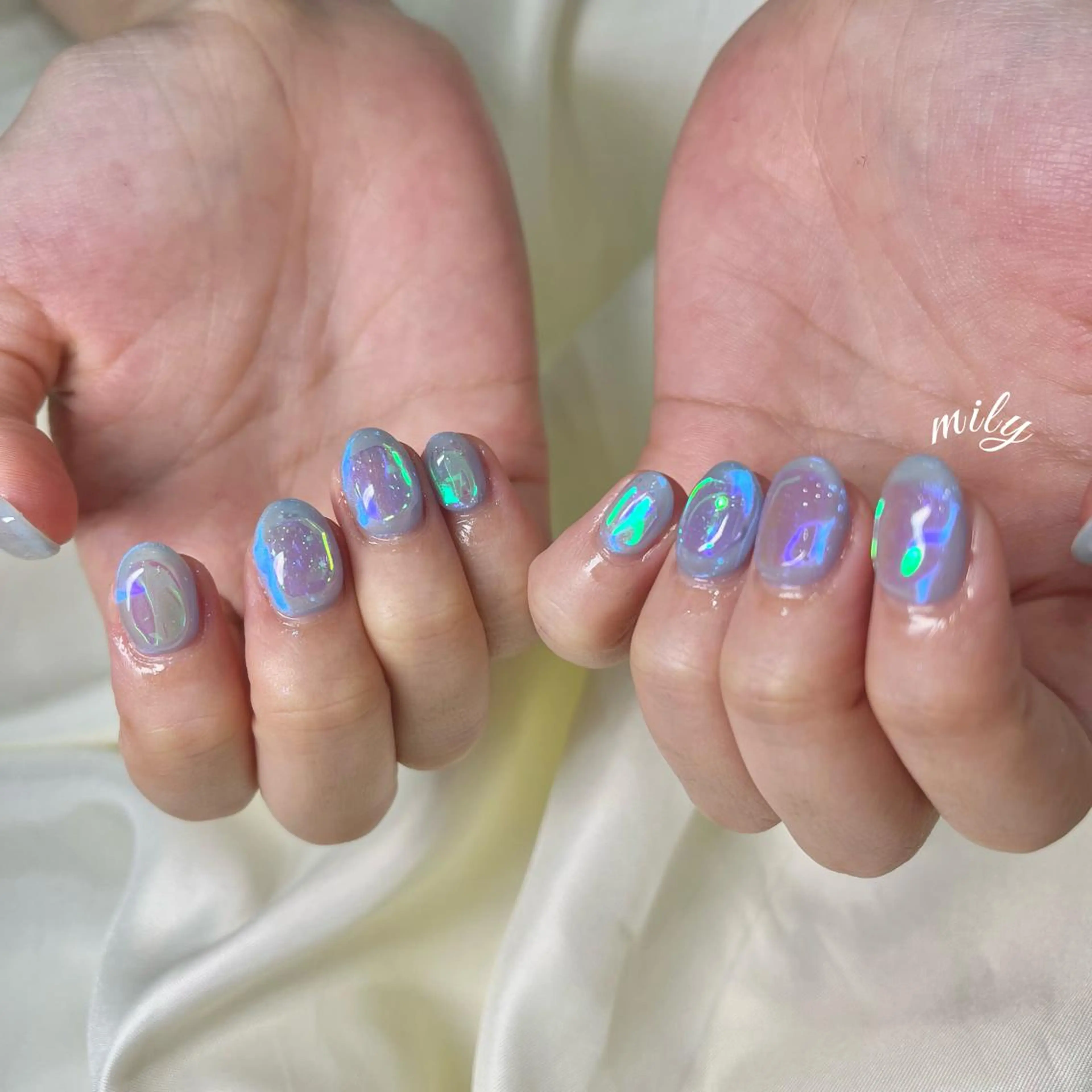 ネイル オーロラネイル ガーリー ハート キラキラネイル 韓国ネイル mily_harajuku所属・韓国ネイル☁️ haruna🌛のネイルデザイン