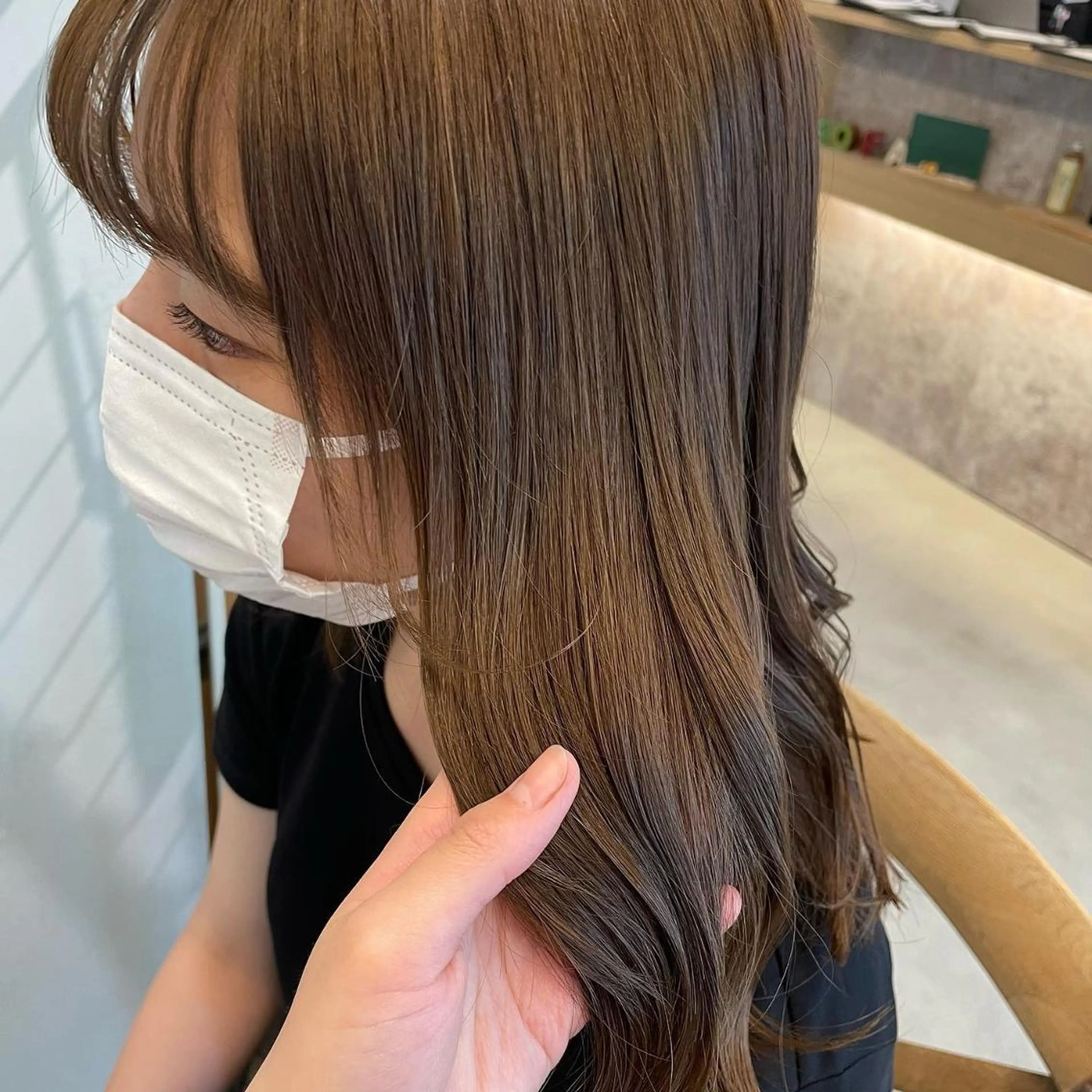 カラー ヘアアレンジ ベージュカラー ブリーチ 透明感カラー ブリーチなしカラー オリーブベージュ 𝙢𝙞𝙮𝙪🎀 girly hairのヘアスタイル
