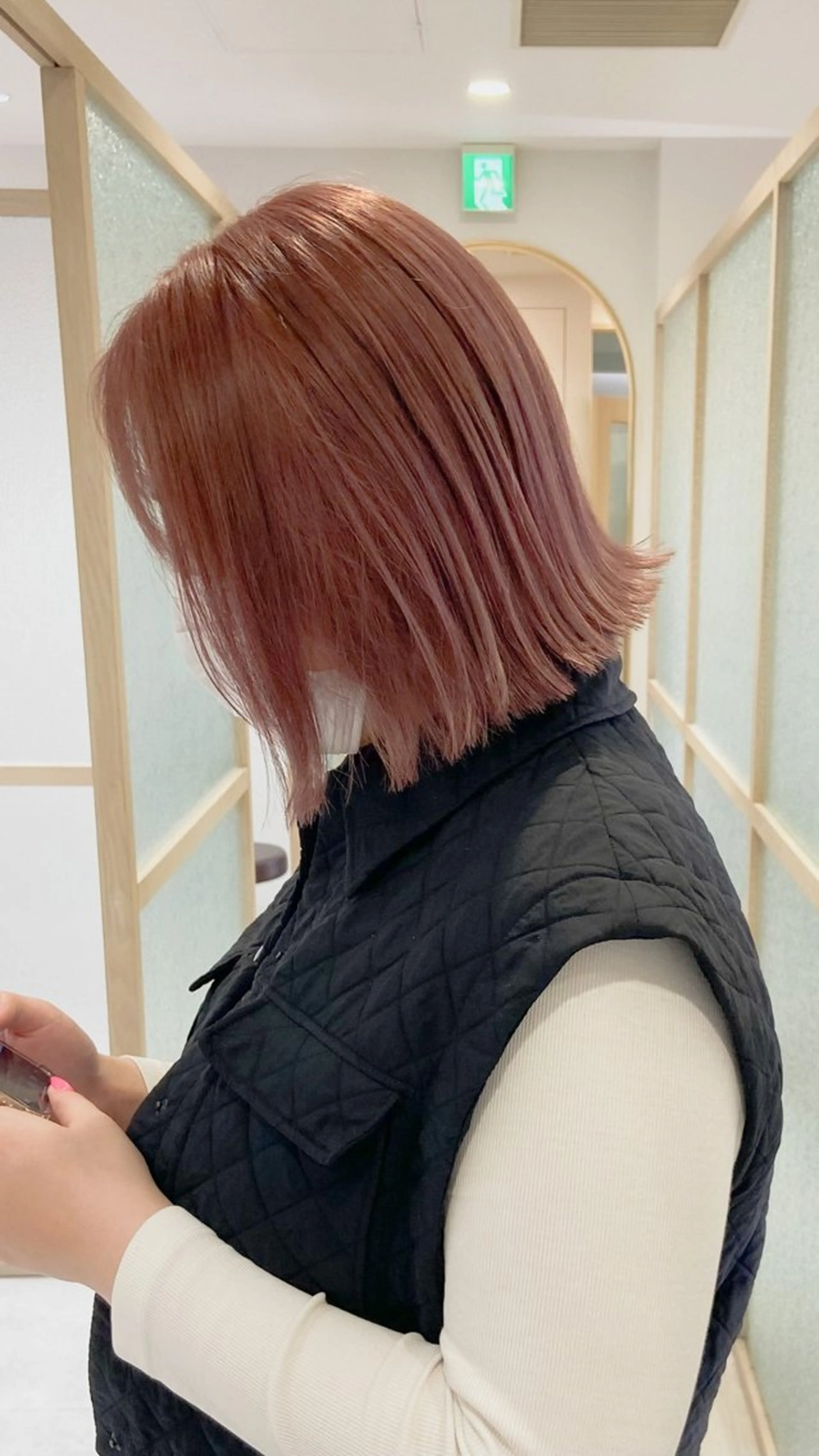 ミディアム カラー ブリーチ ハイトーンカラー カット ヘアカラー トリートメント 竹内啓太 ボブのヘアスタイル