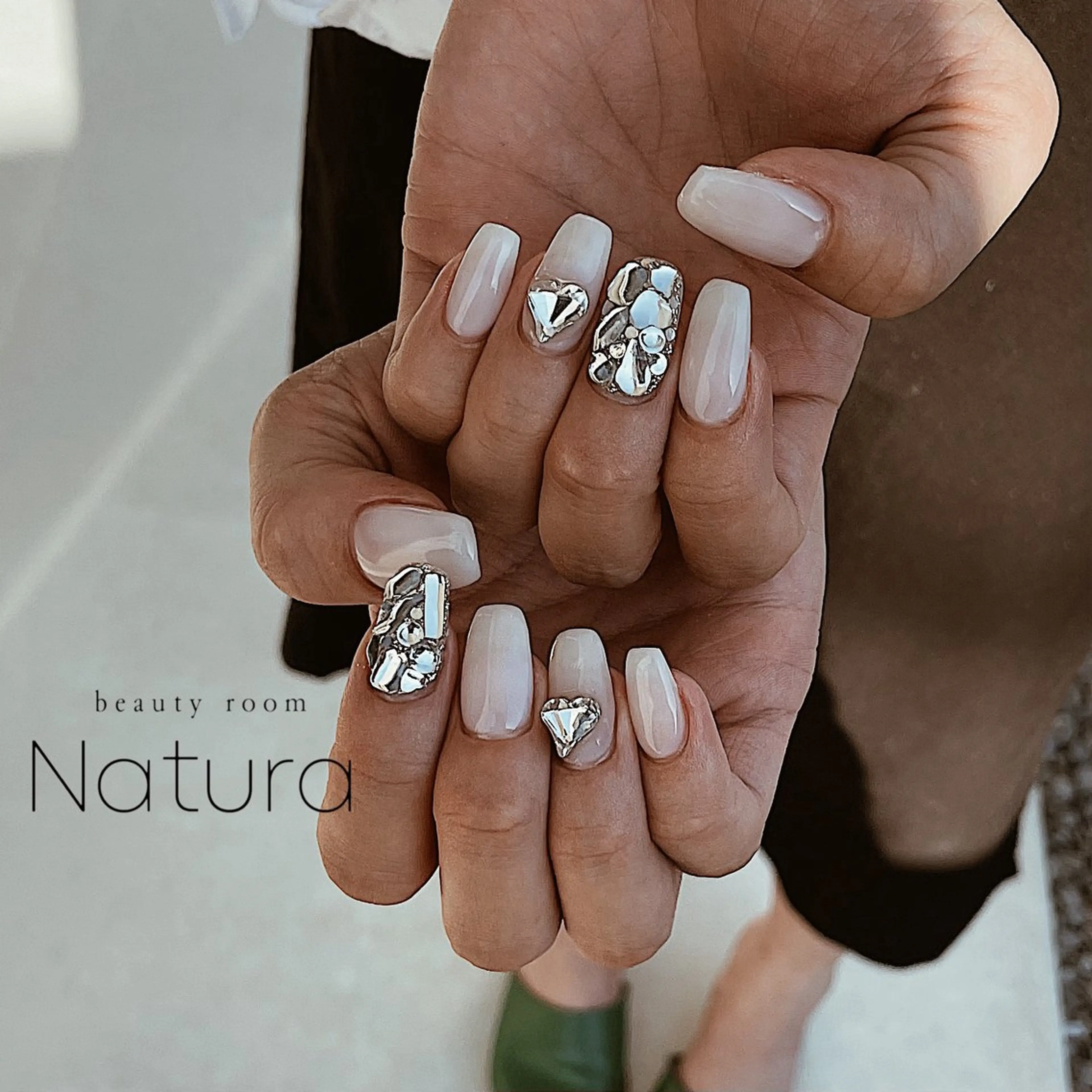 ネイル ハンドネイル beautyroom Naturaのネイルデザイン