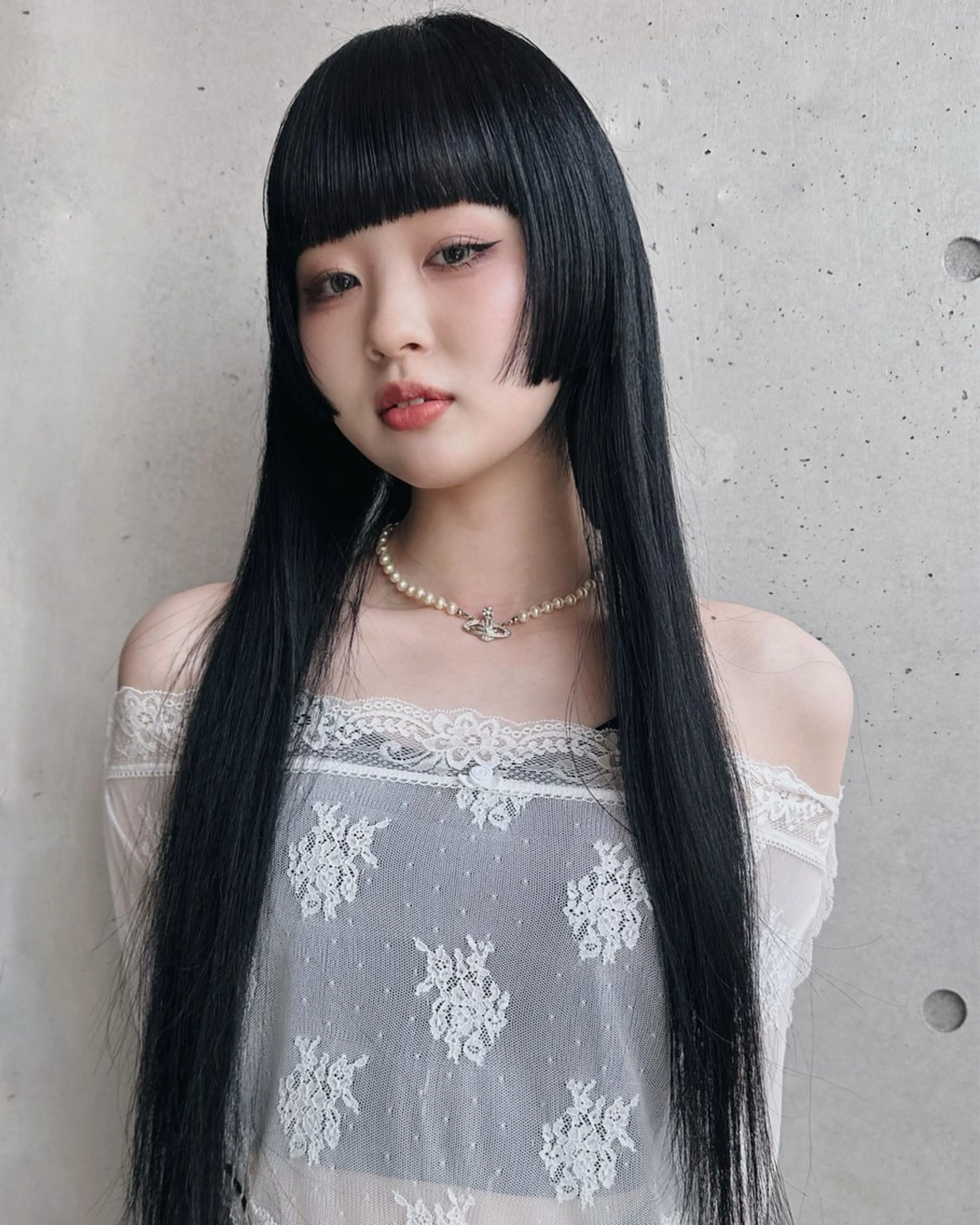 ロング カラー 黒髪 ネイビーカラー ヘアカラー 縮毛矯正 前野 日奈のヘアスタイル