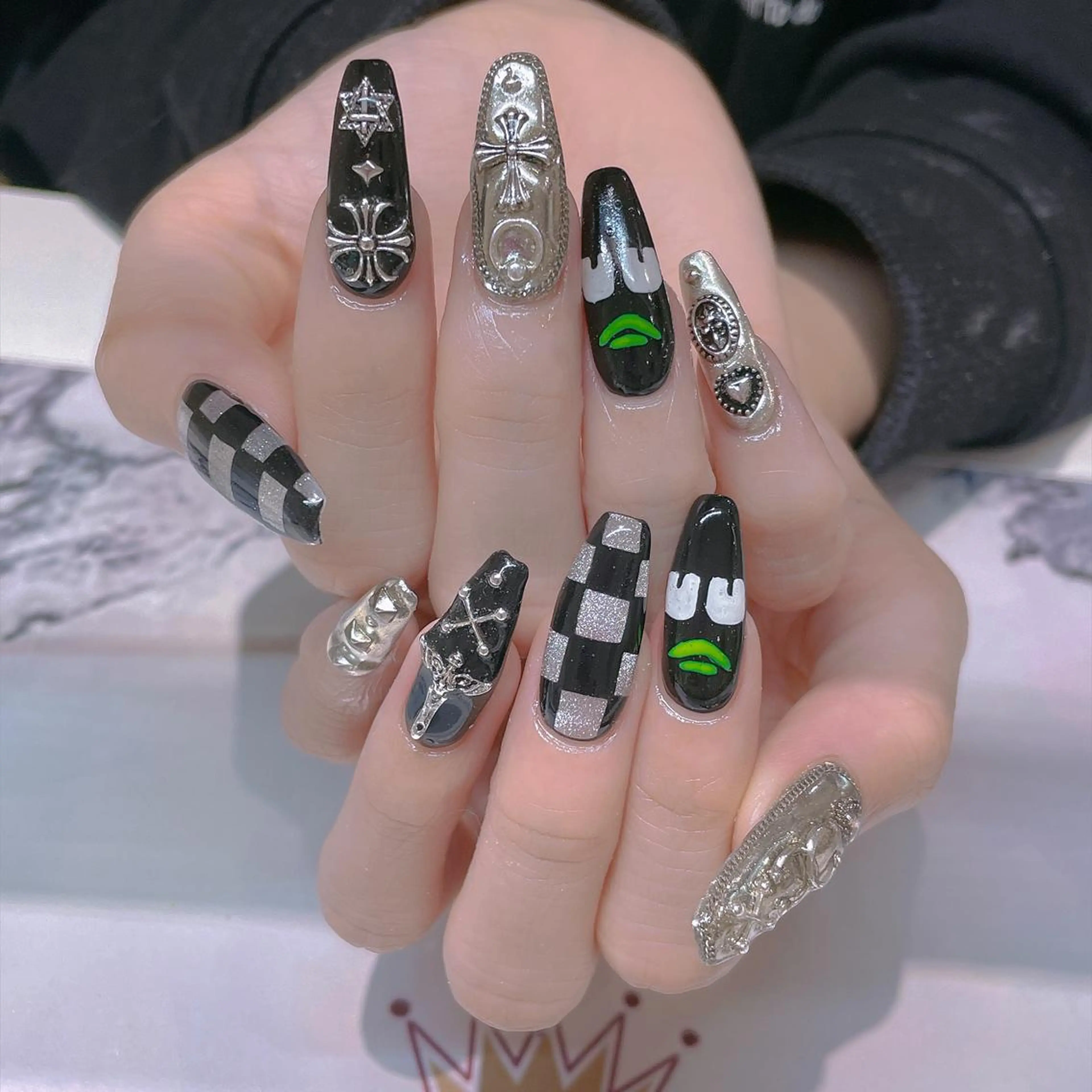 ネイル 長さだし専門店 M2　rikaのネイルデザイン