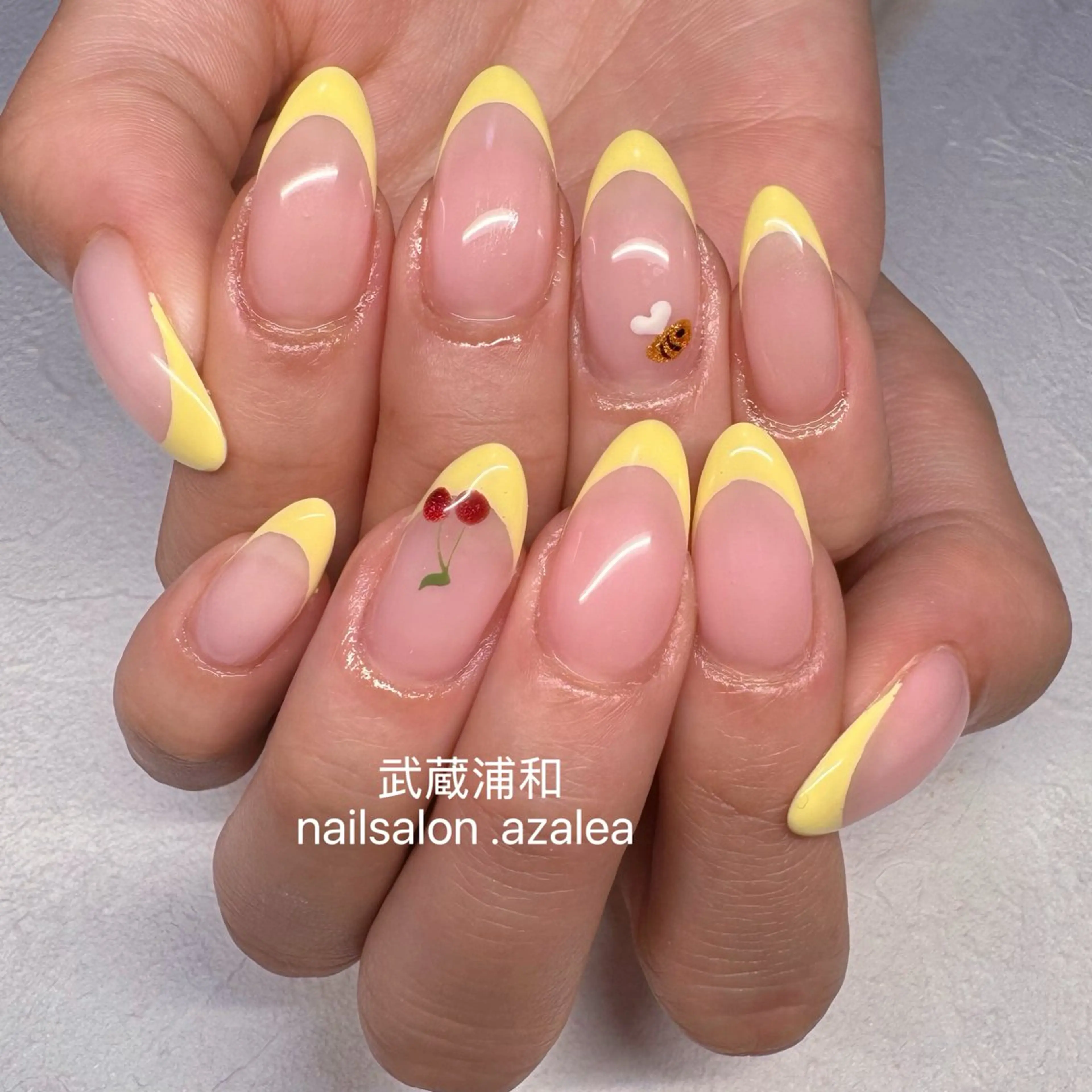 ネイル ハンドネイル R inのネイルデザイン