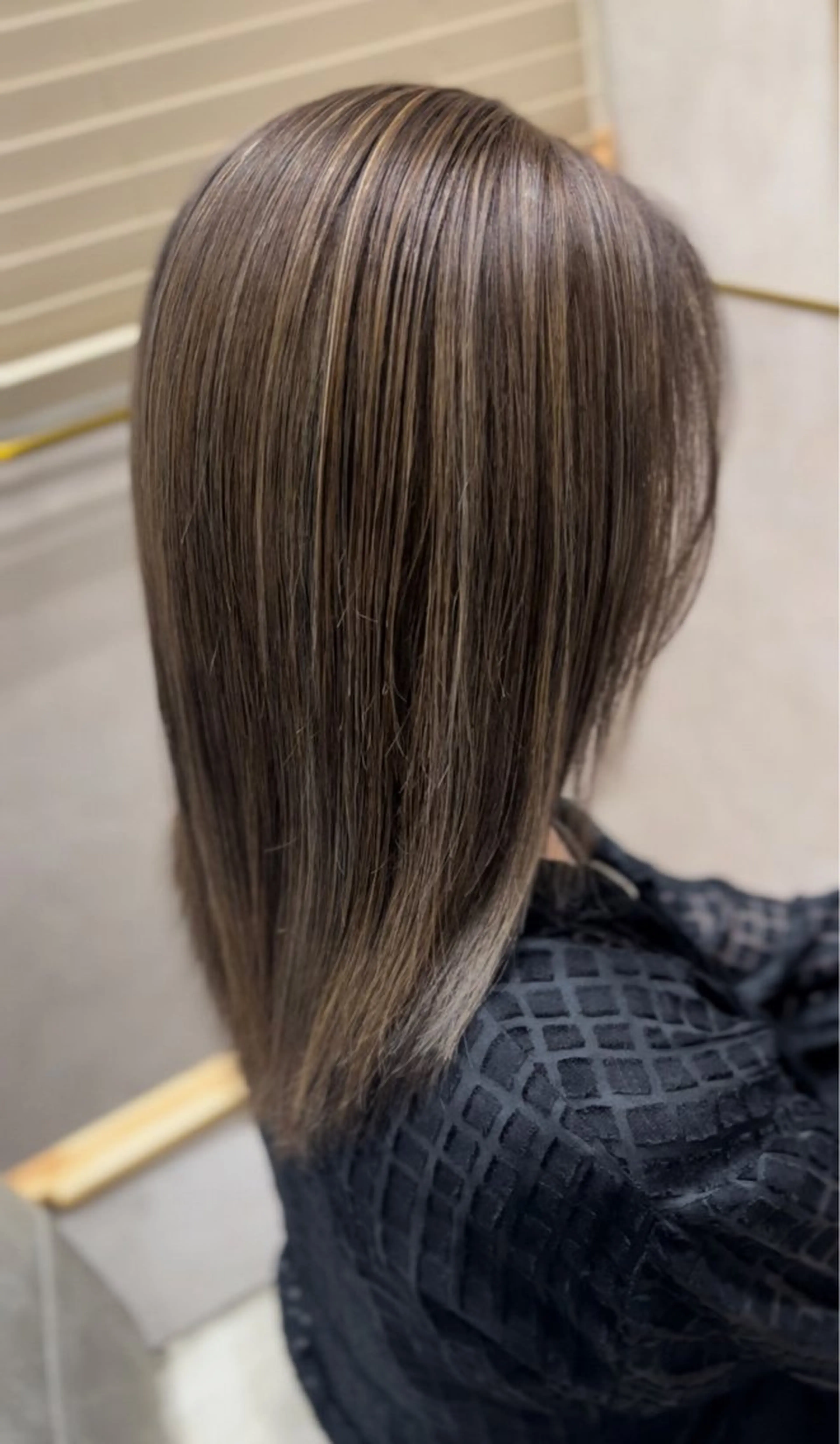 ロング カラー ハイライト 透明感カラー松本のヘアスタイル