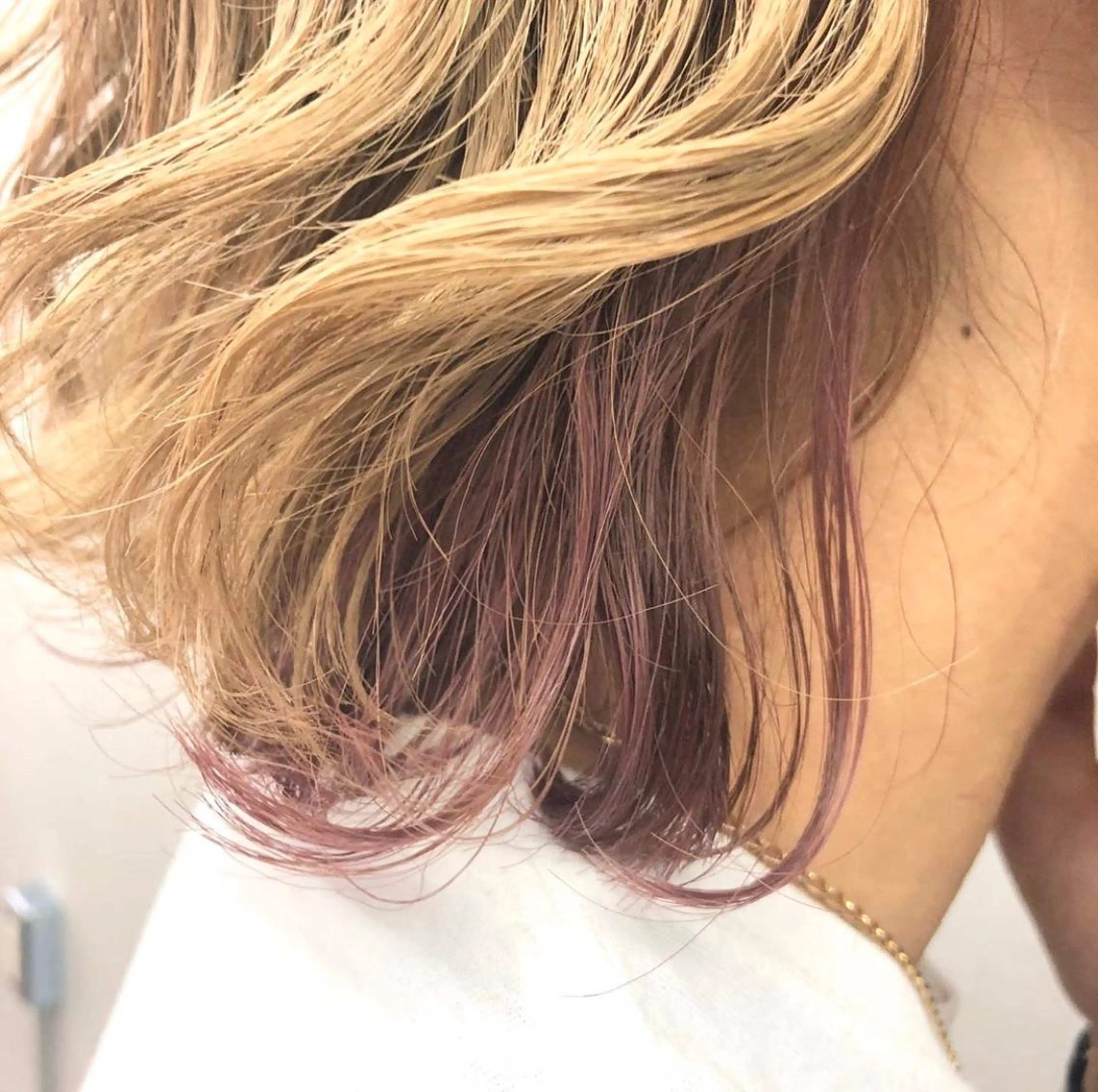 ショート カラー ブリーチ インナーカラー カット パーマ 柏メンズカットパーマ NO.1タイチのヘアスタイル