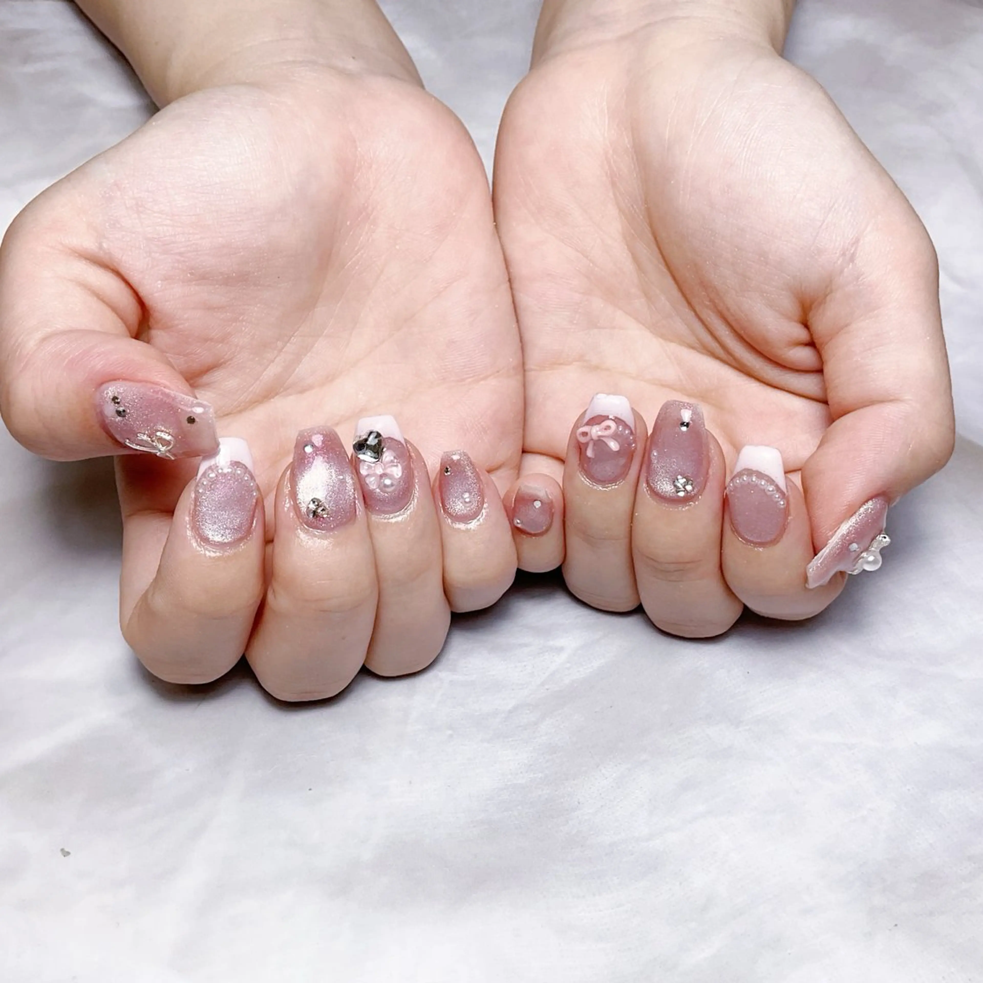 ネイル ハンドネイル 🍭Yun nail hyejin🌸のネイルデザイン