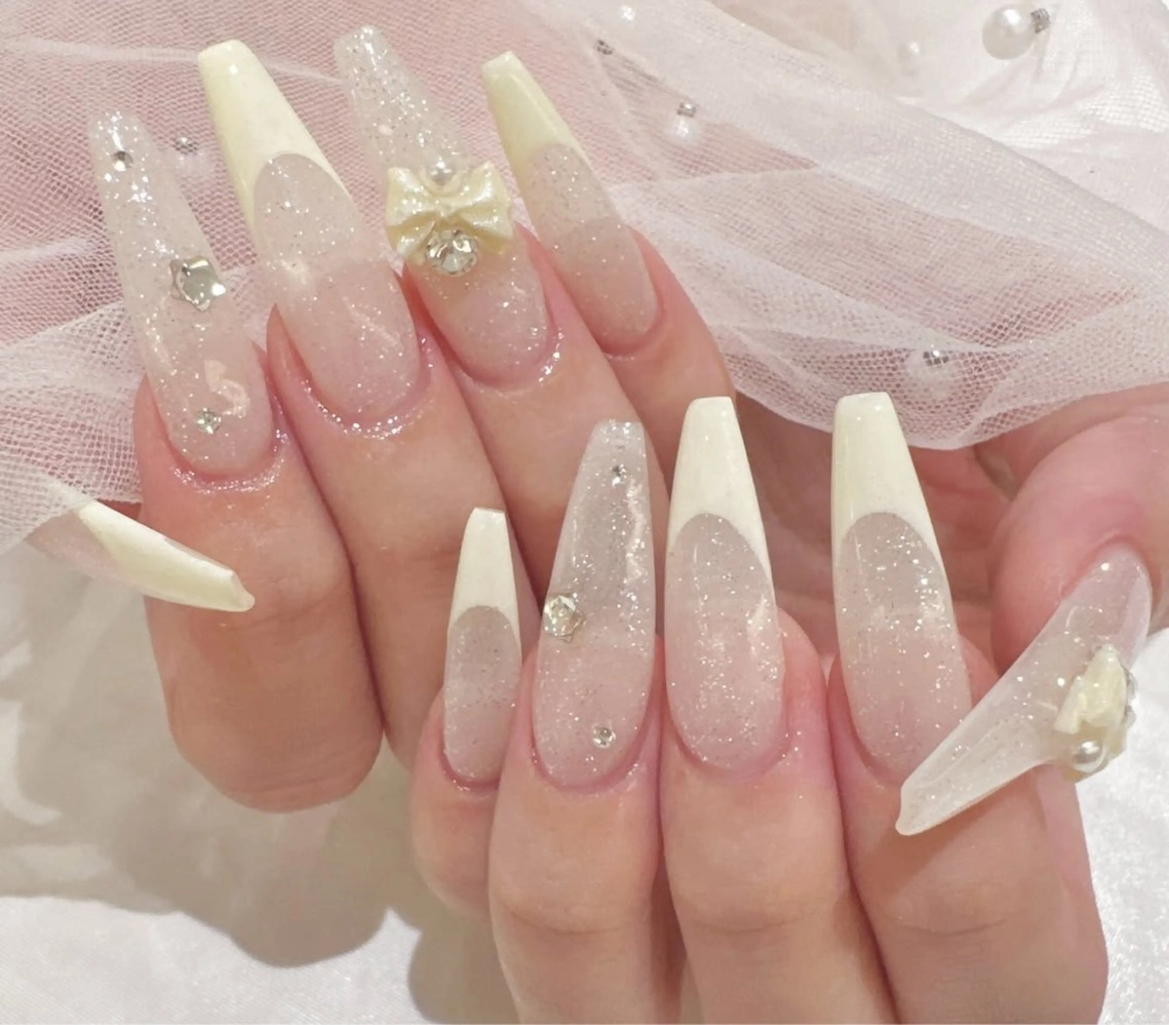 ネイル アートネイル フラワーネイル フレンチネイル ジェルネイル グラデーション ハンドネイル Ryu Nail NekoChanのネイルデザイン