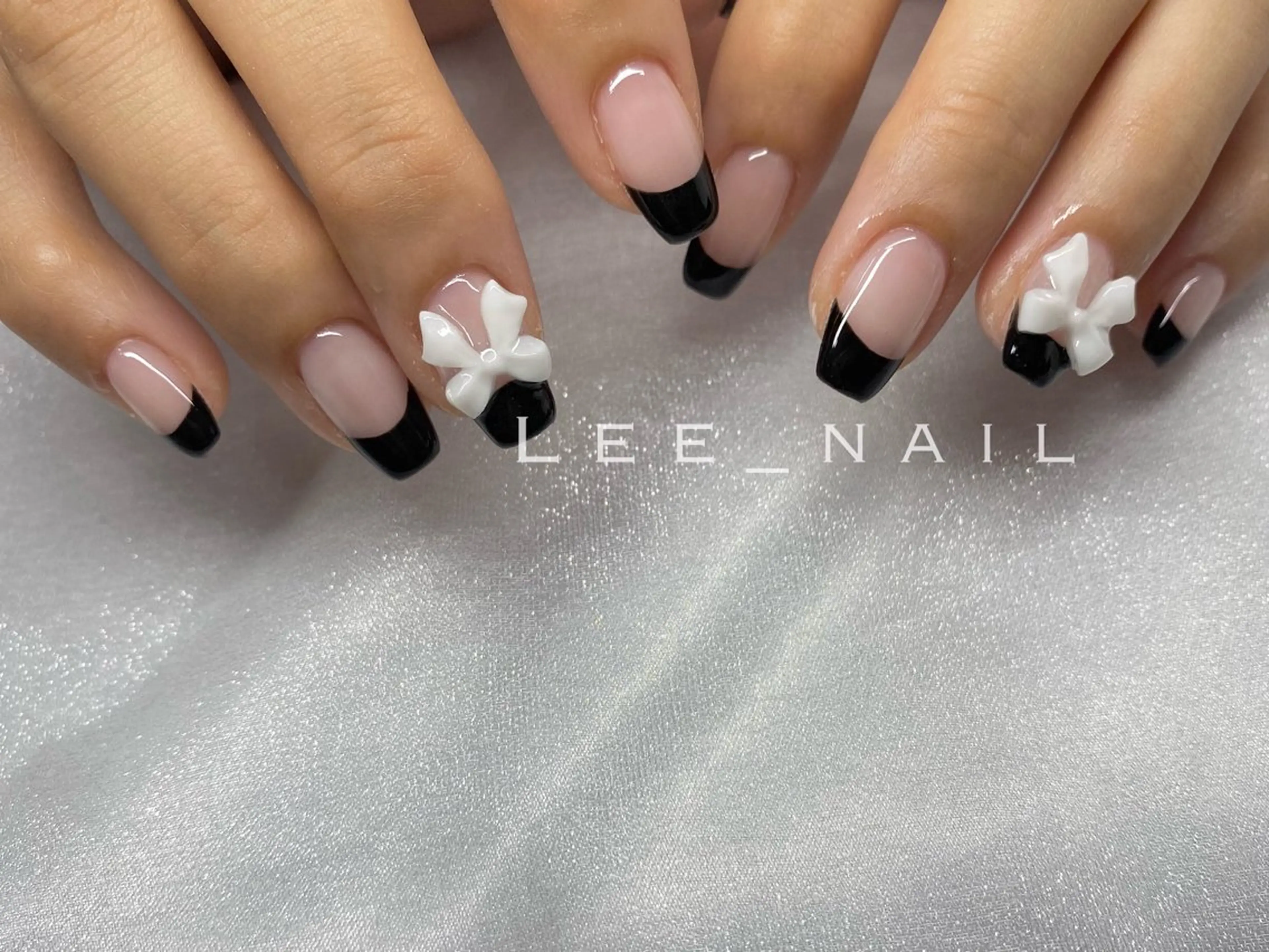 ネイル フレンチネイル リボン ハンドネイル Lee_ nailのネイルデザイン