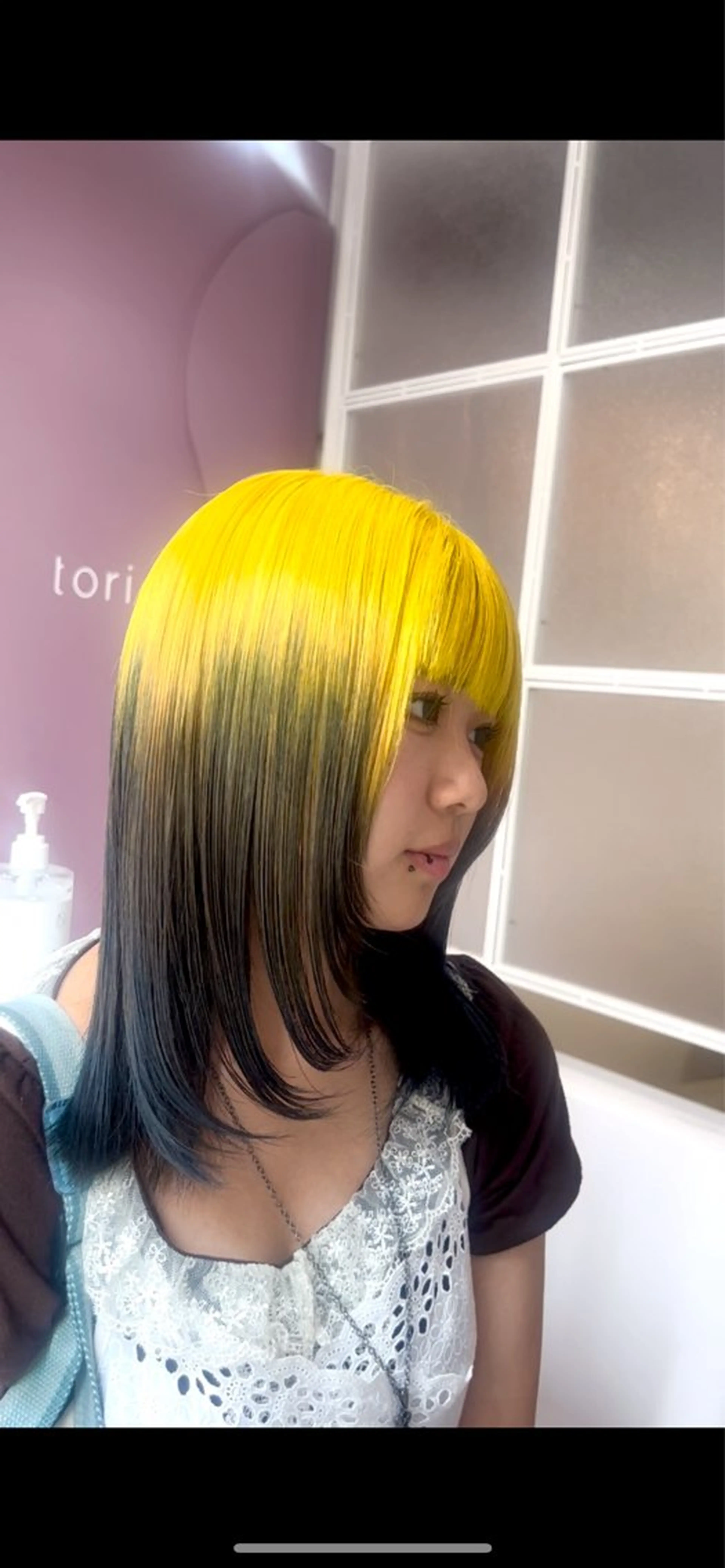 ミディアム カラー イエローカラー ヘアカラー 🍿川越torie MIREI🍿のヘアスタイル