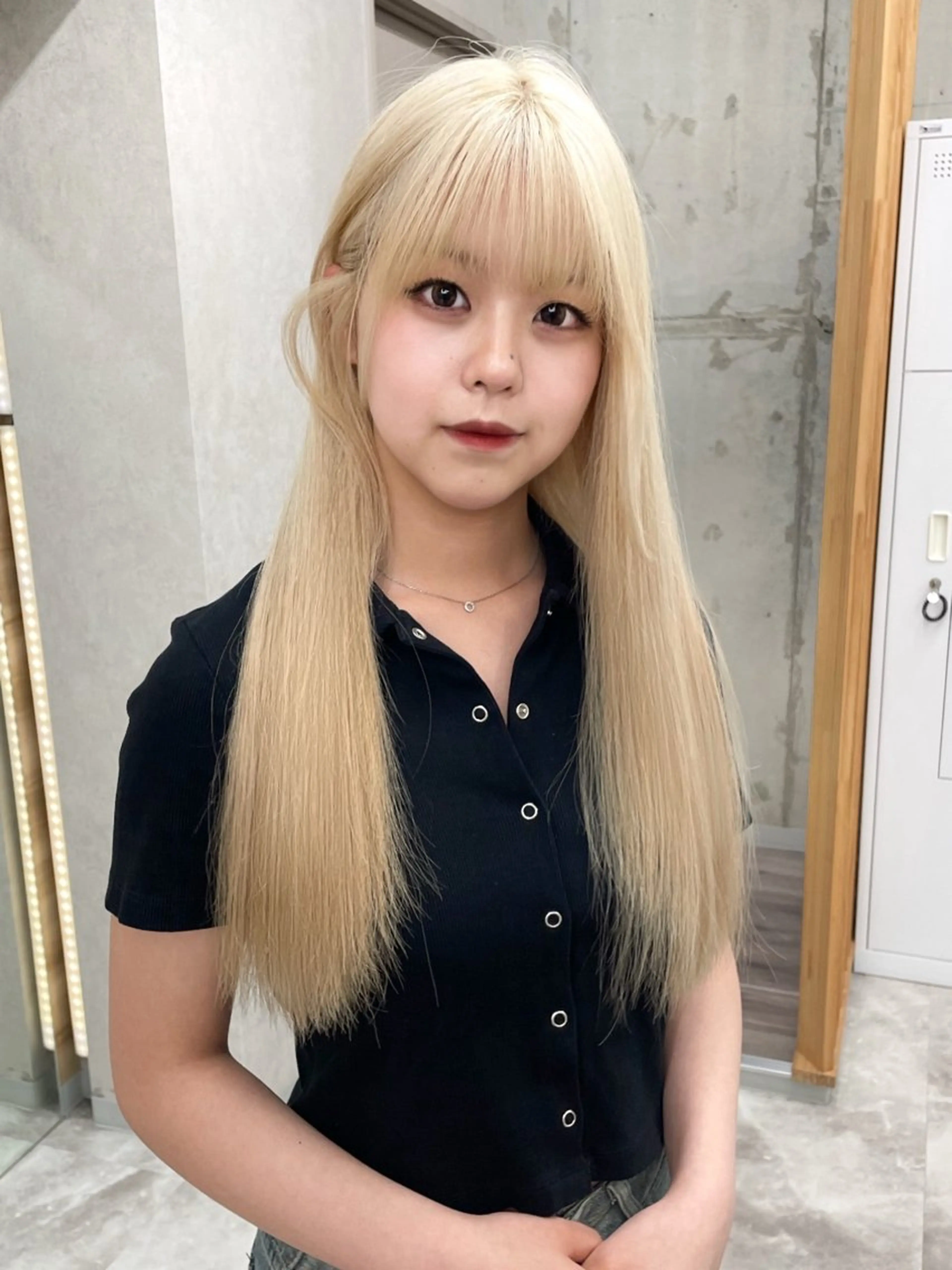 ロング カラー ベージュカラー ブリーチ 抜きっぱなしブロンド ブロンド ブロンドベージュ ヘアカラー ブリーチ/ベージュ 💕/momoaのヘアスタイル