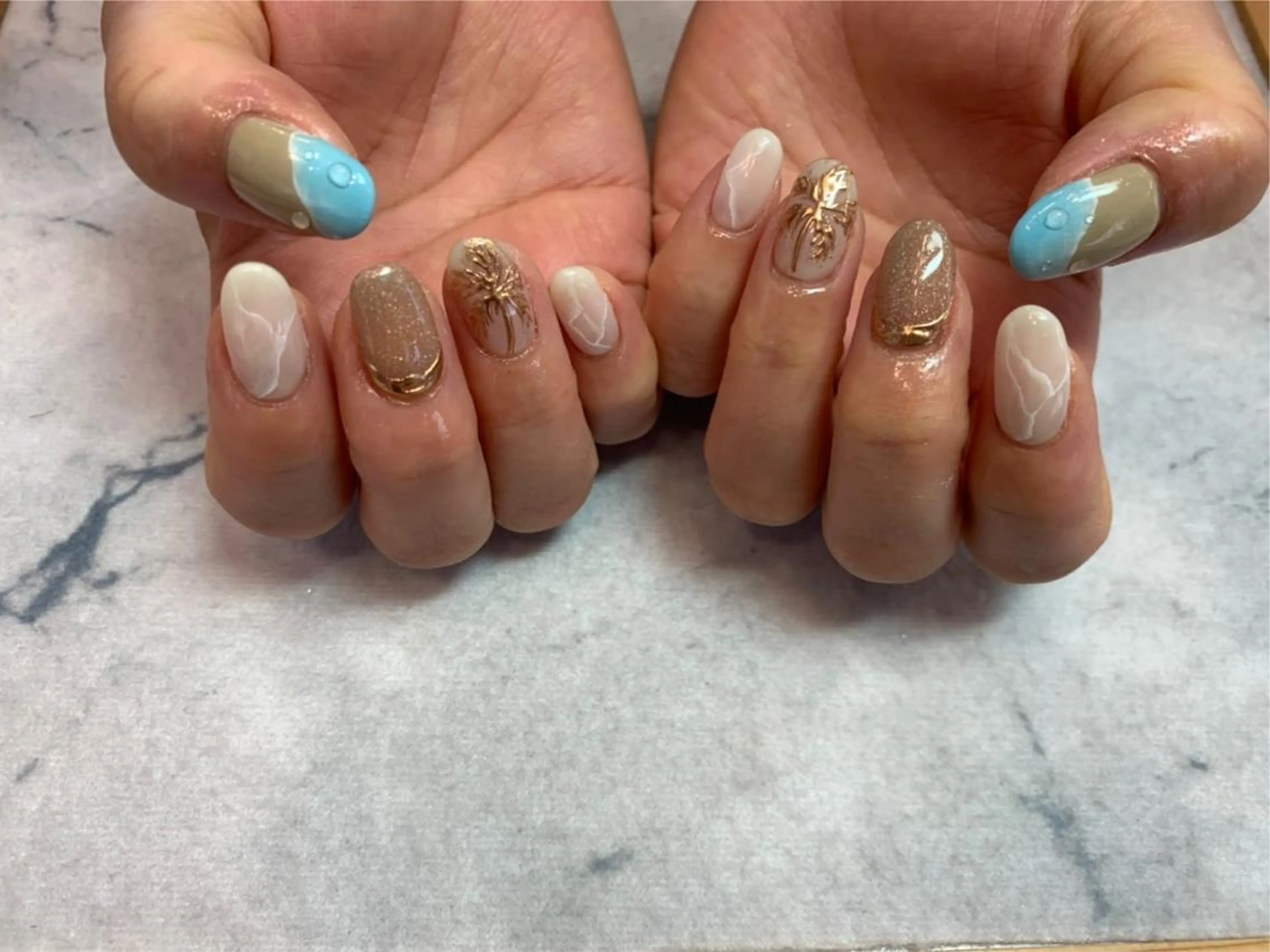 ネイル ネイルリボン 受付スタッフのネイルデザイン