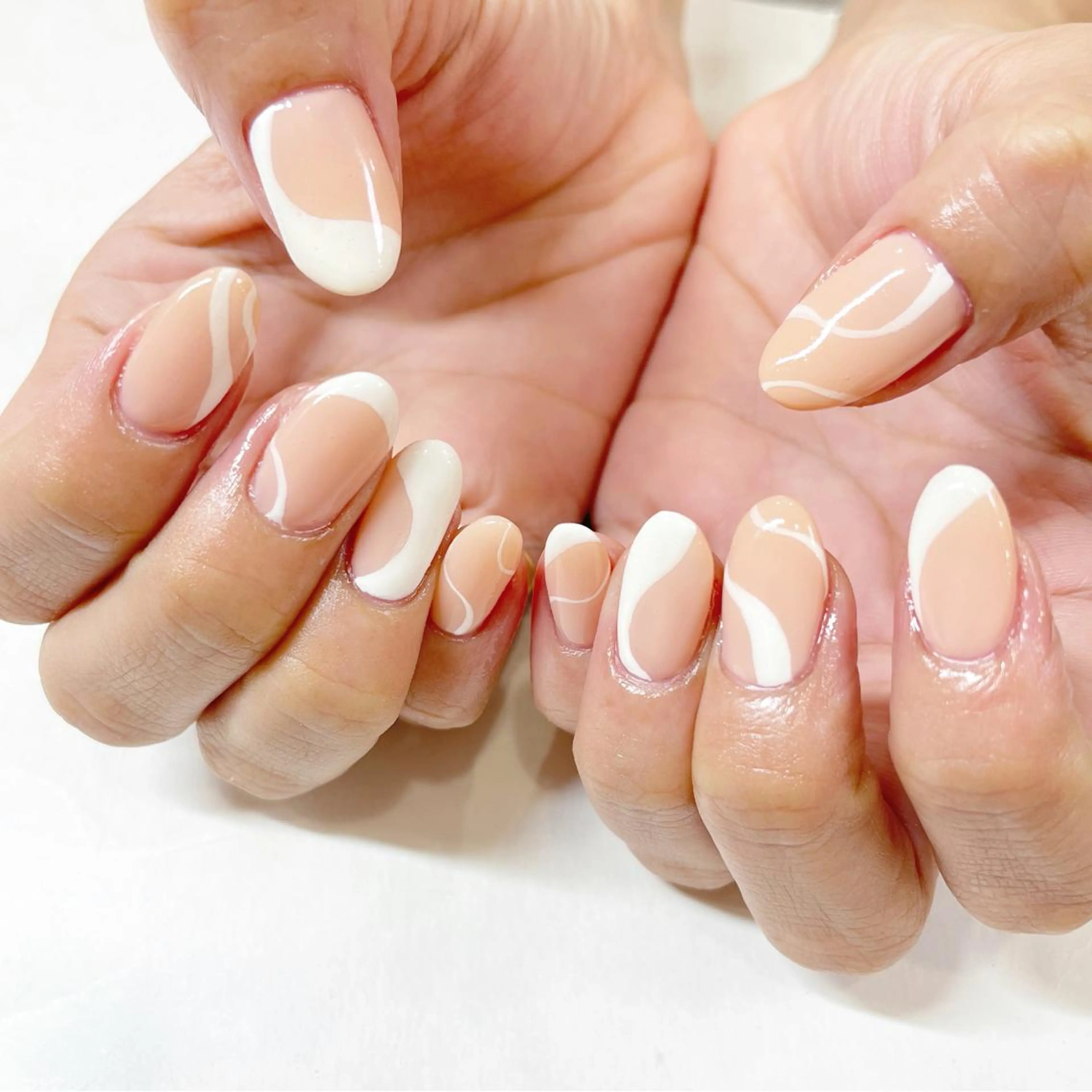 ネイル ニュアンスネイル ハンドネイル フットネイル Minami 🍓のネイルデザイン