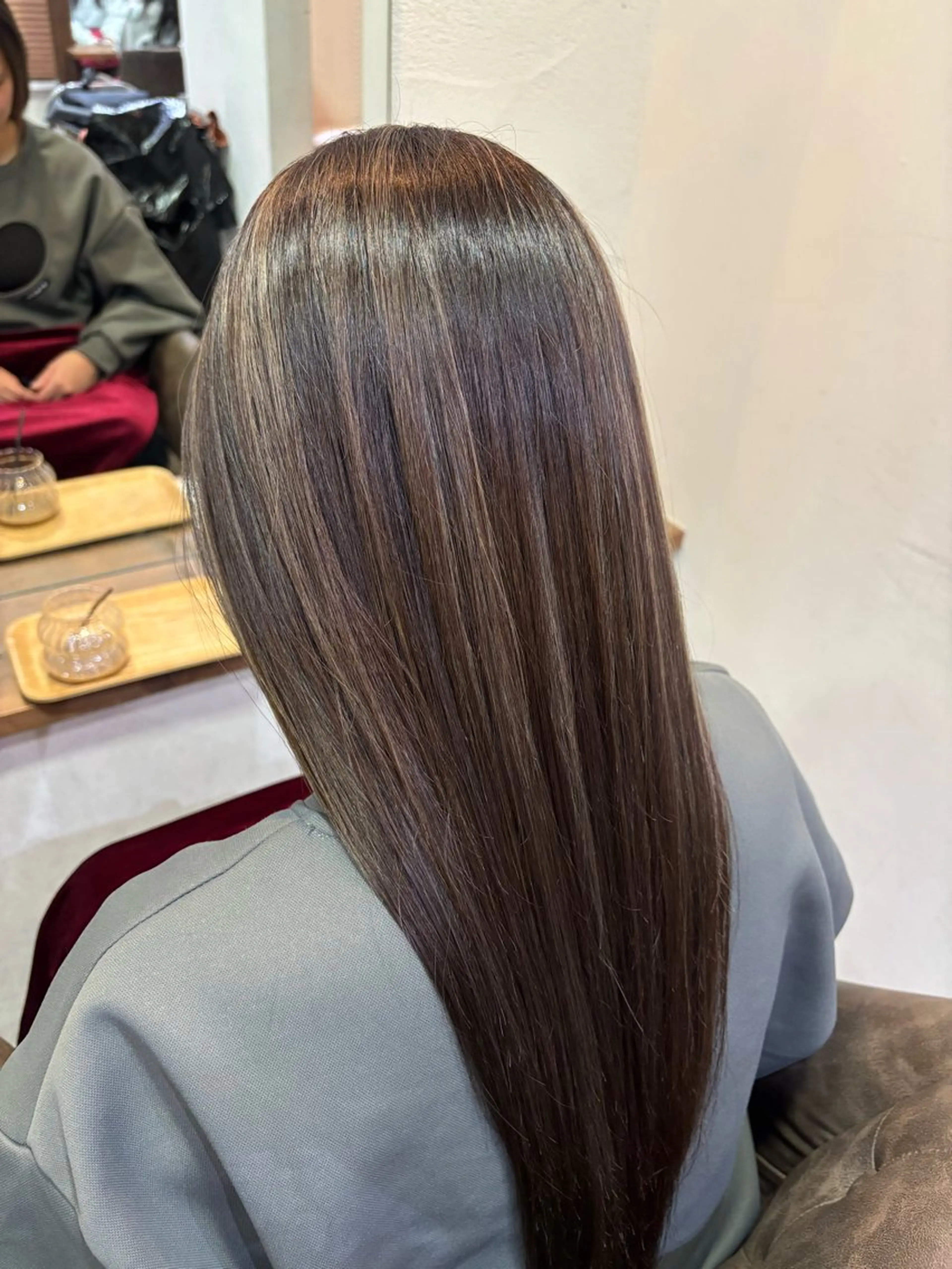 ロング カラー ショート・パーマ・デ ザインカラー/むつみのヘアスタイル