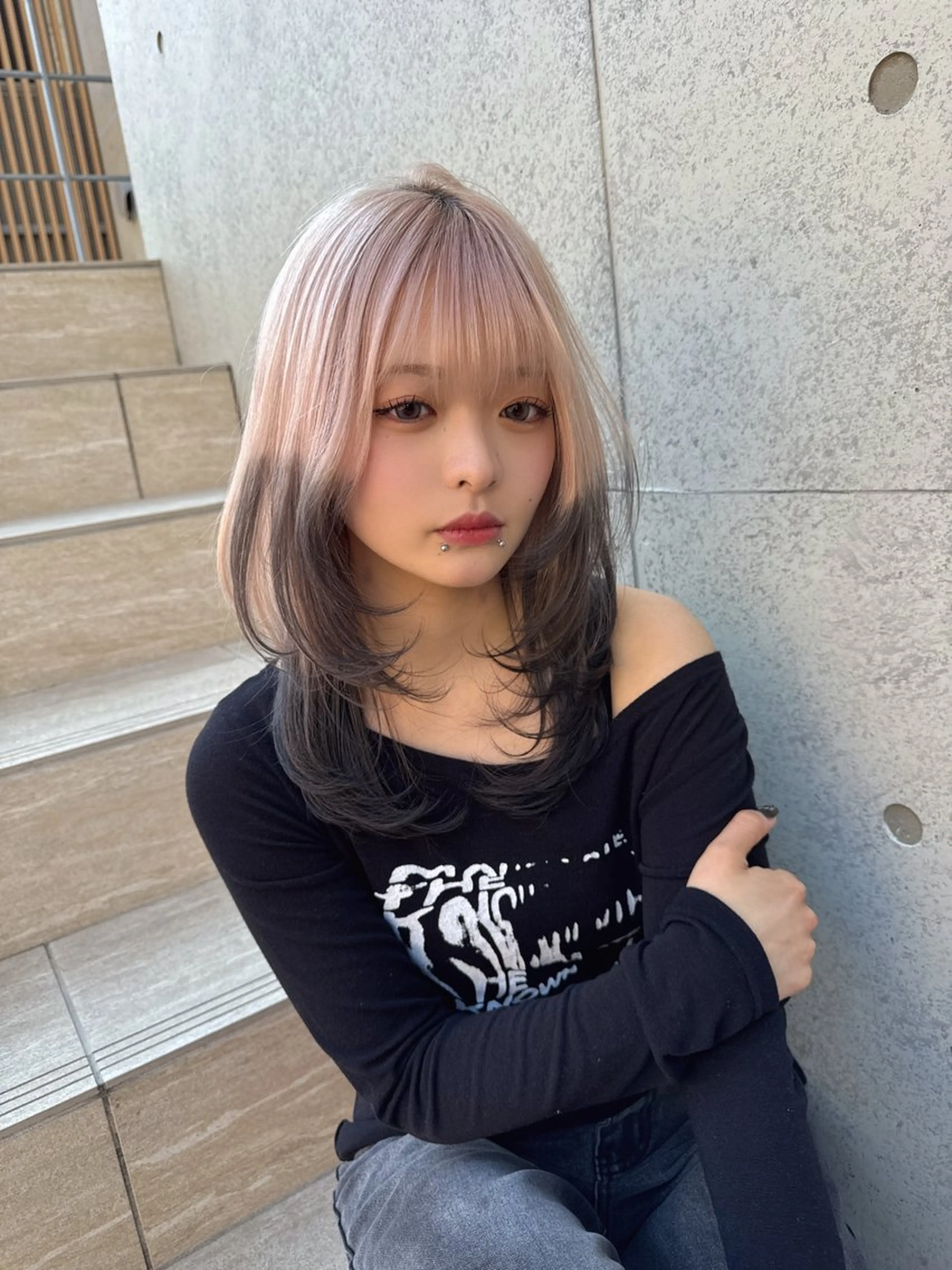 セミロング カラー レイヤーダブルカラー KYONのヘアスタイル
