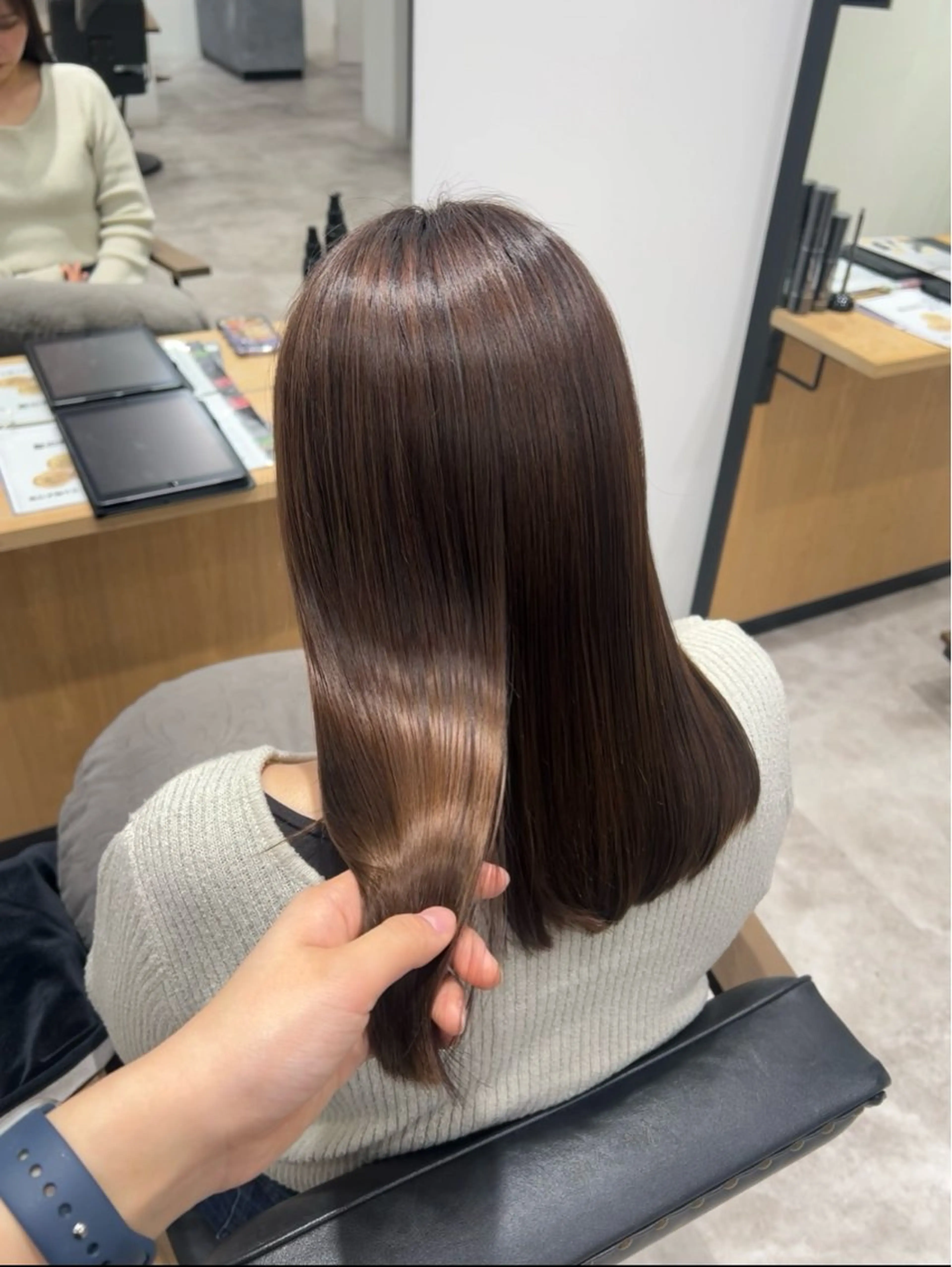 [初回限定価格✨]カラー＋ケラフェクトトリートメント（ホームケアトリートメント付き）🥣🫐の写真