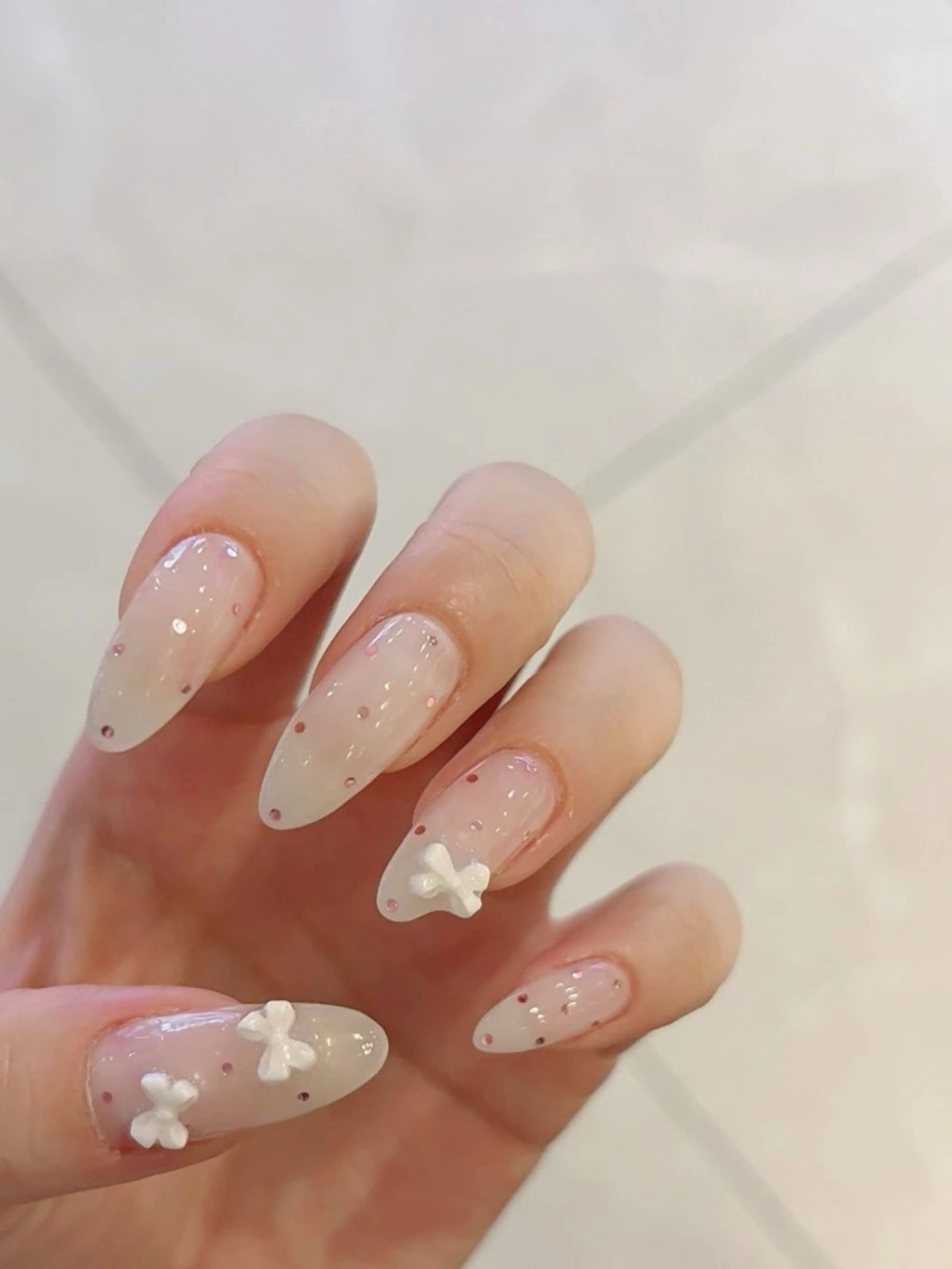 カラー グラデーションカラー ピンクカラー ハンドネイル AIN Nailのネイルデザイン