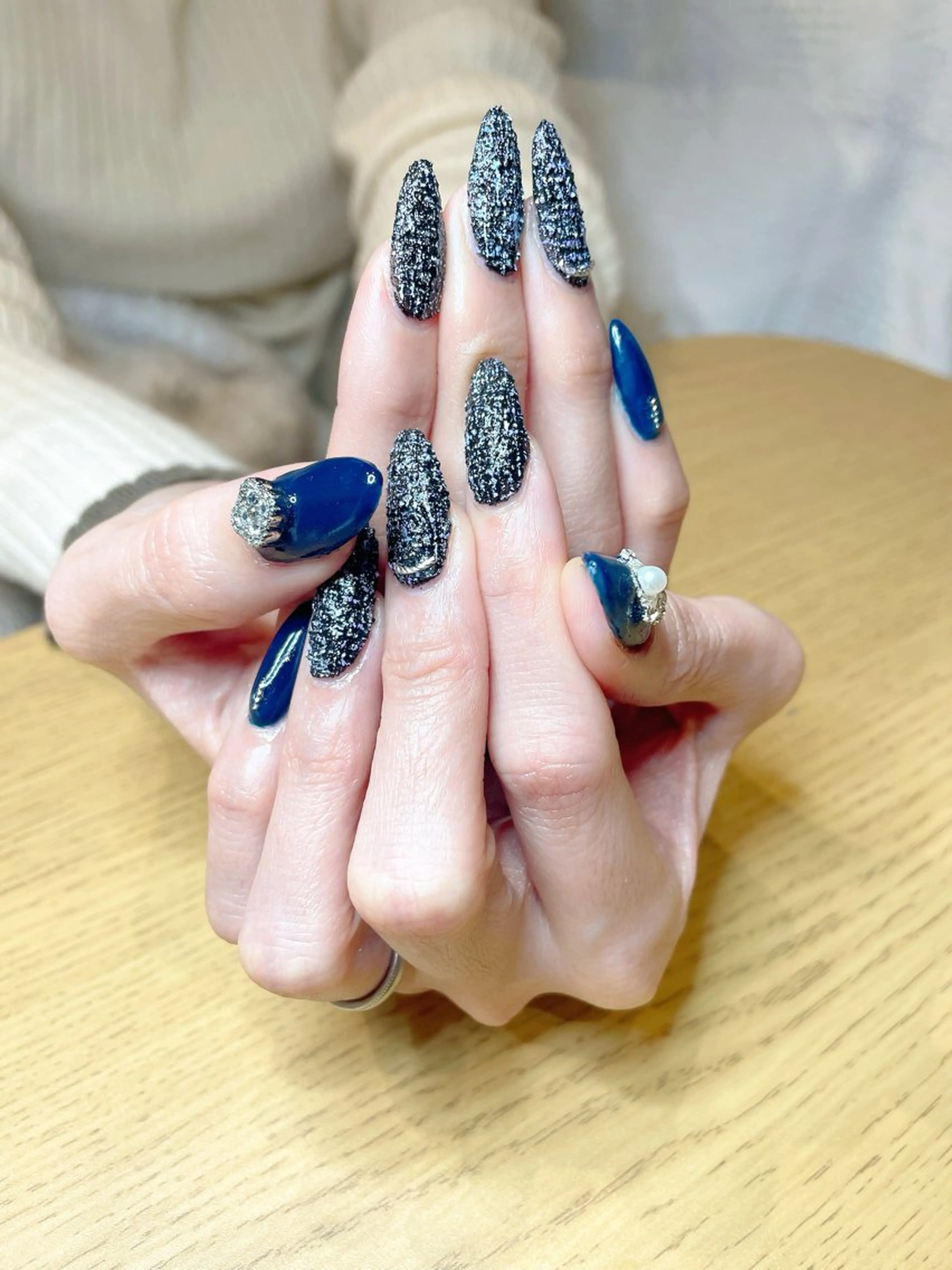 ネイル Tweedia sayaneeのネイルデザイン