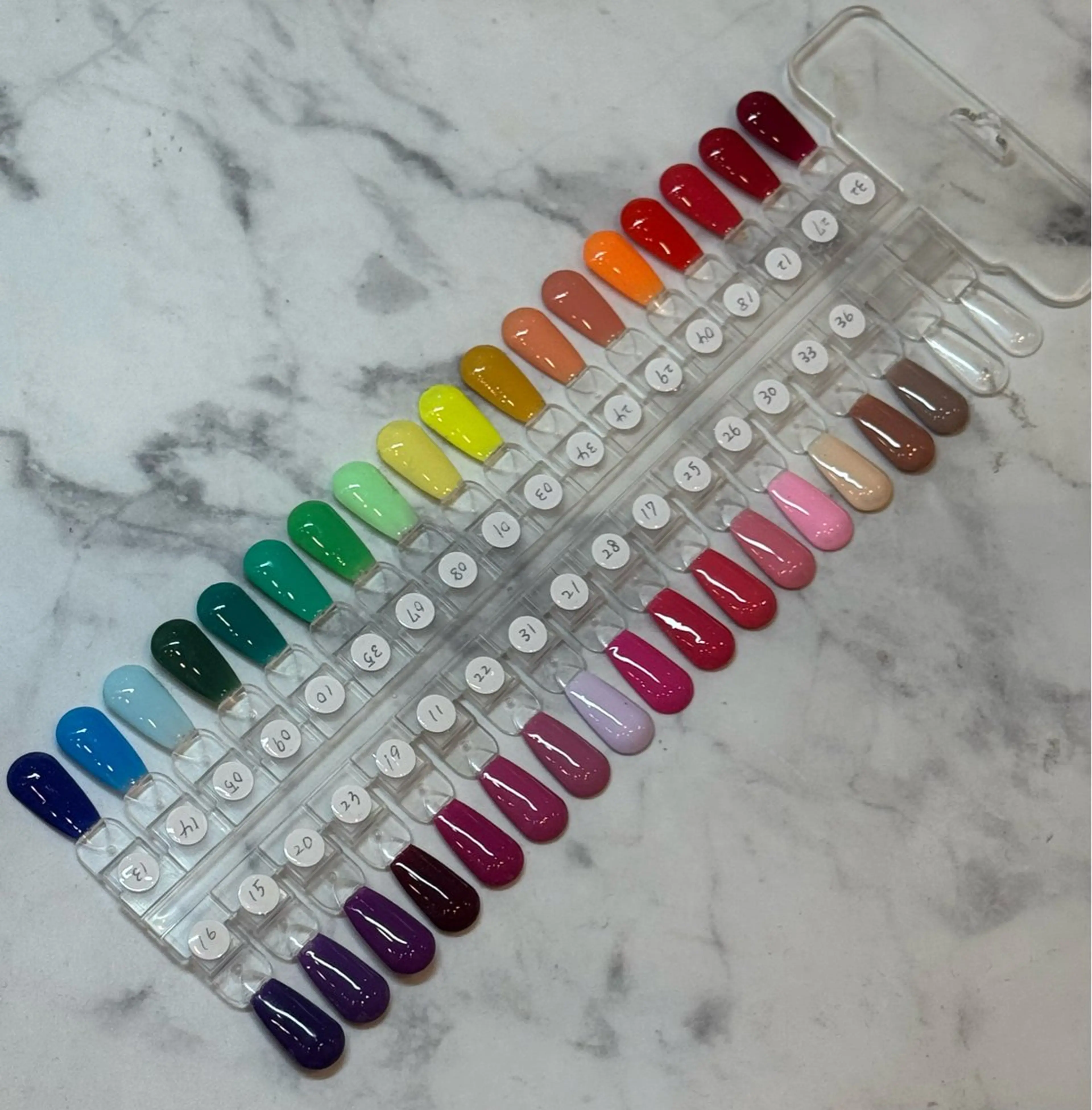 ネイル 大森 和愛のネイルデザイン