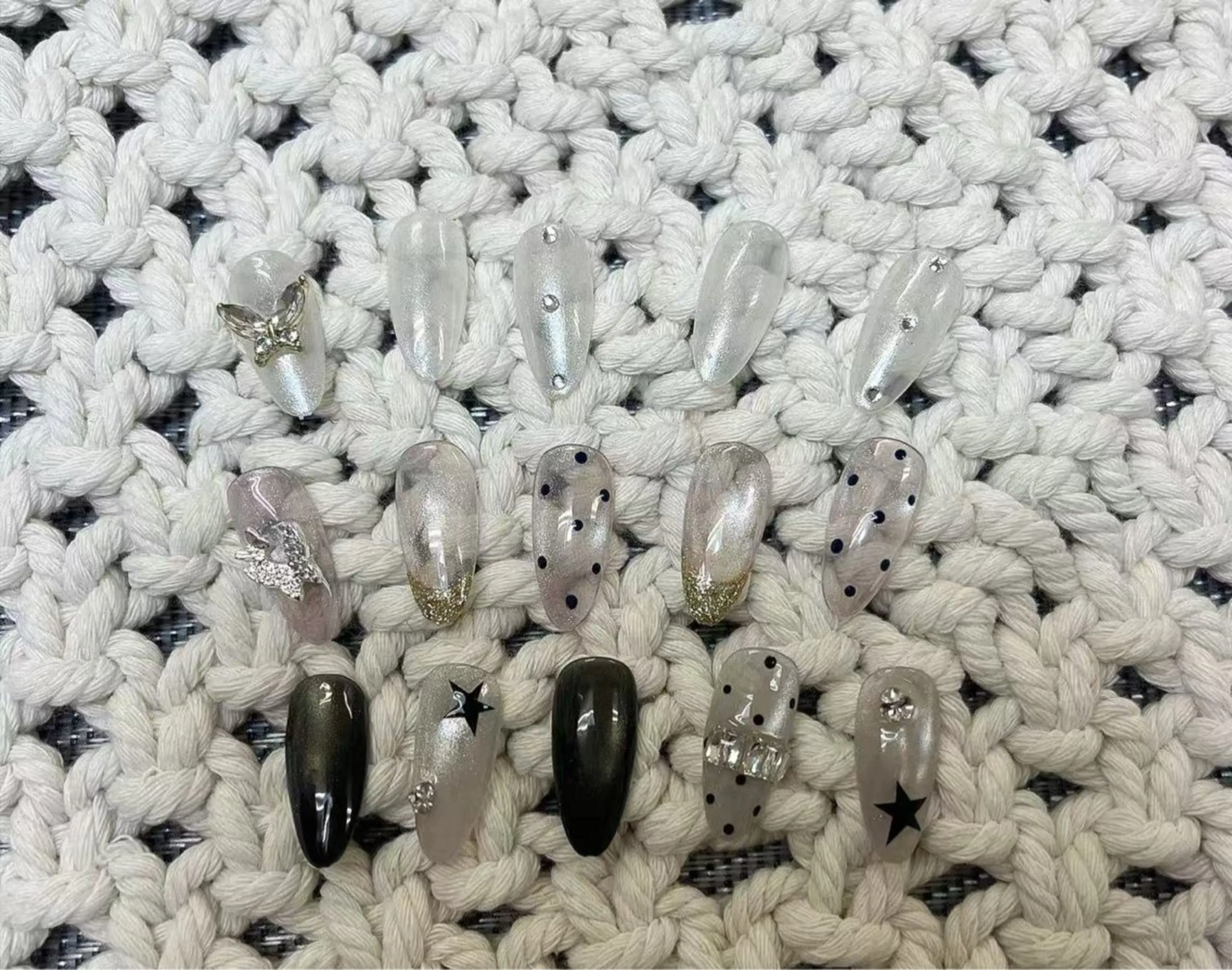 [外国人応援]ハンドネイルアレンジ定額デザインCの写真