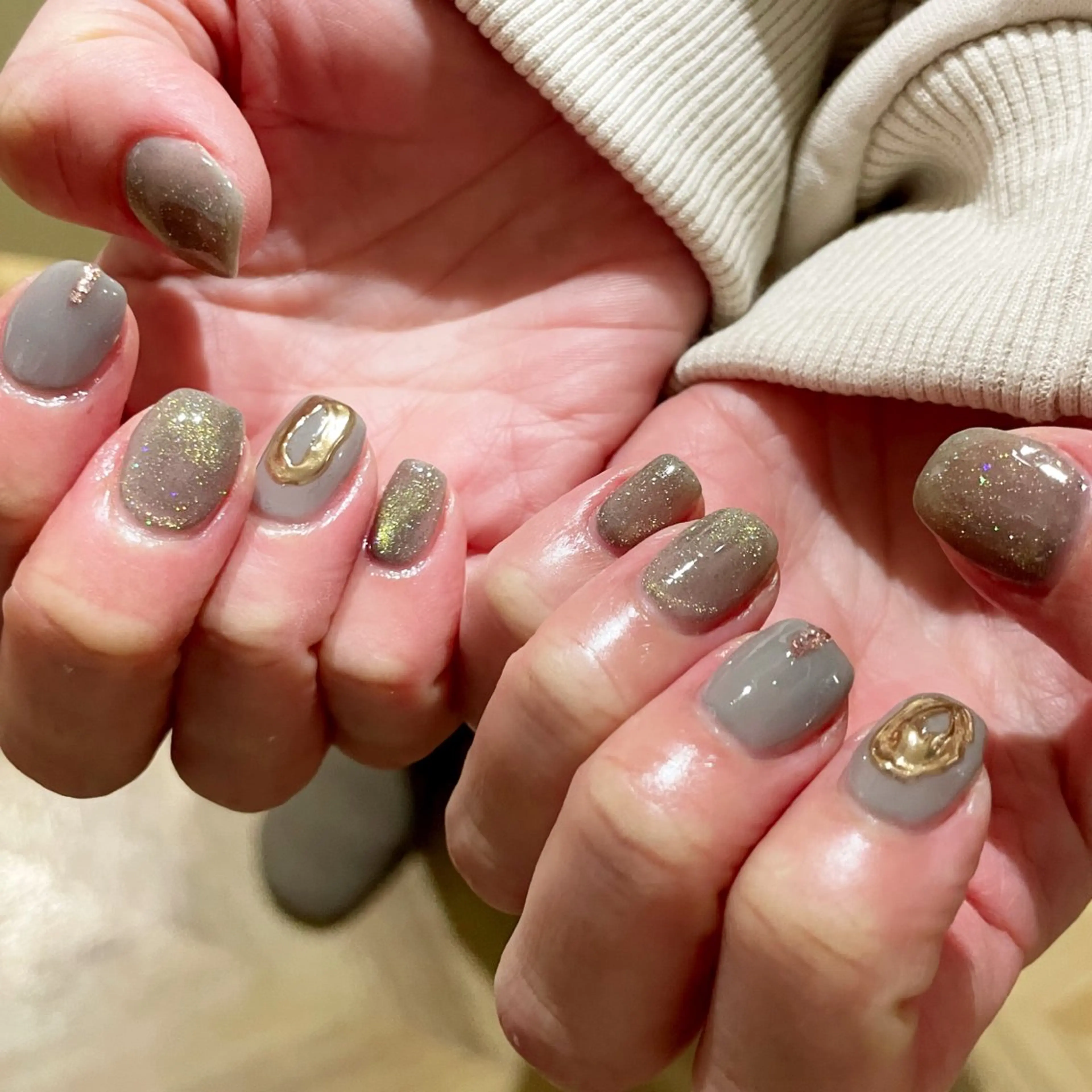 ネイル ラメ(グリッター) ピンク ハンドネイル y-neil所属・y-neil | ニュアンスネイルのネイルデザイン