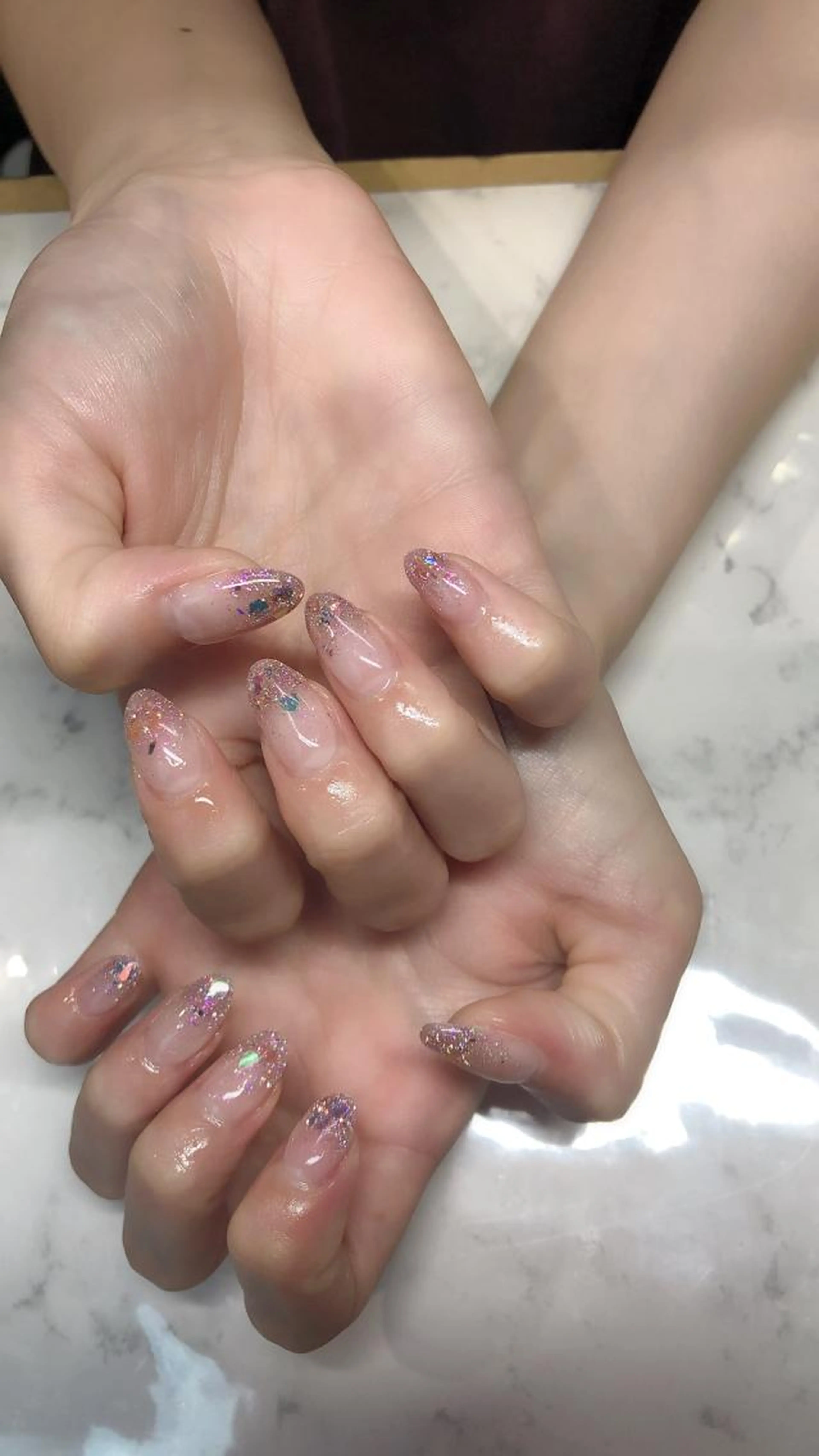 今月限定価格✨キラキラ✨ラメグラデーション➕ホロちょいのせ　甘皮ケア➕ネイルオイル　オフ込みの写真