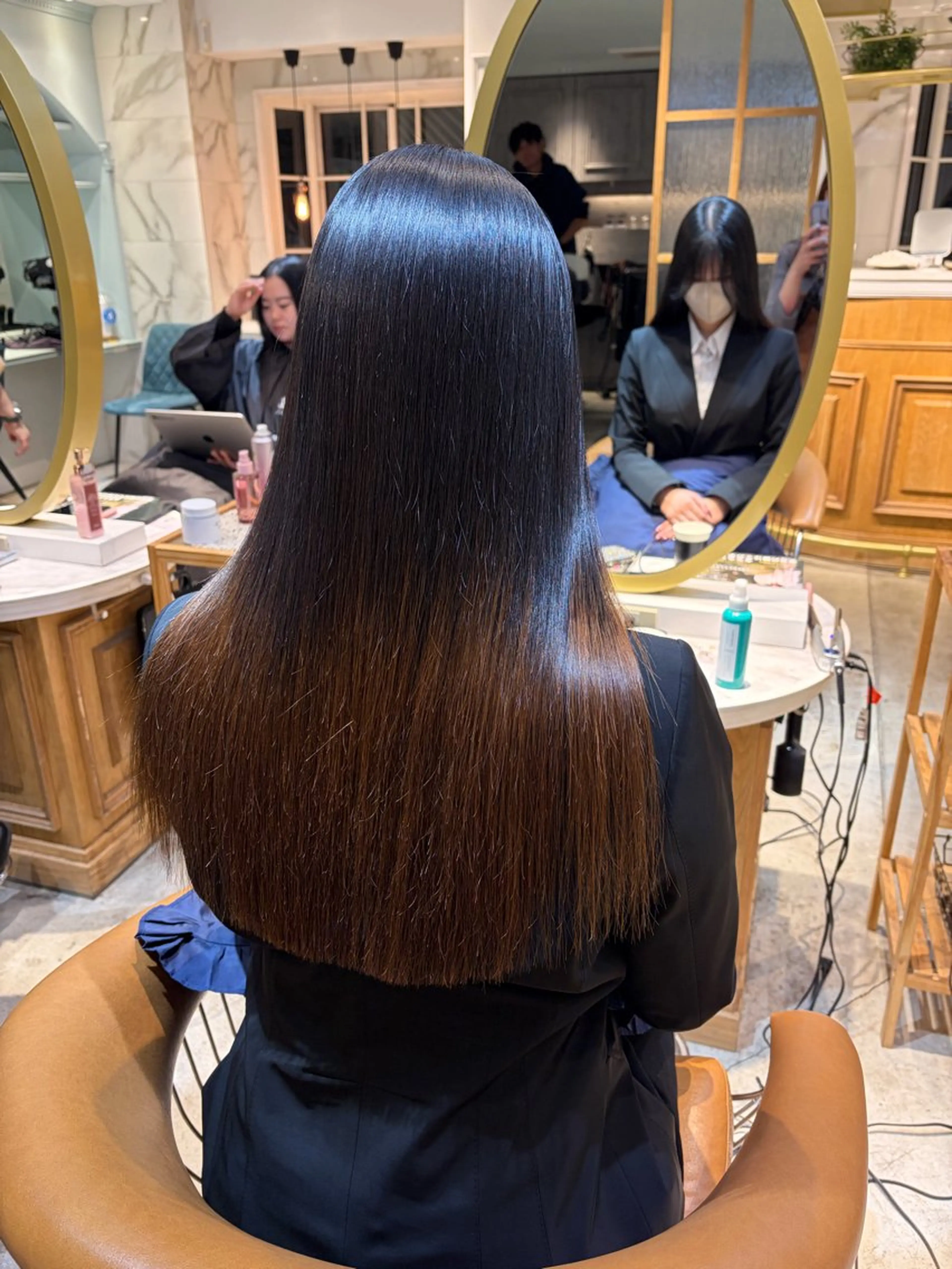 ロング 髪質改善 韓国風ヘア レイヤーカット 縮毛矯正 カット ヘアカラー トリートメント ヘアセット 髪質改善/ボブ /韓国/erikoのヘアスタイル