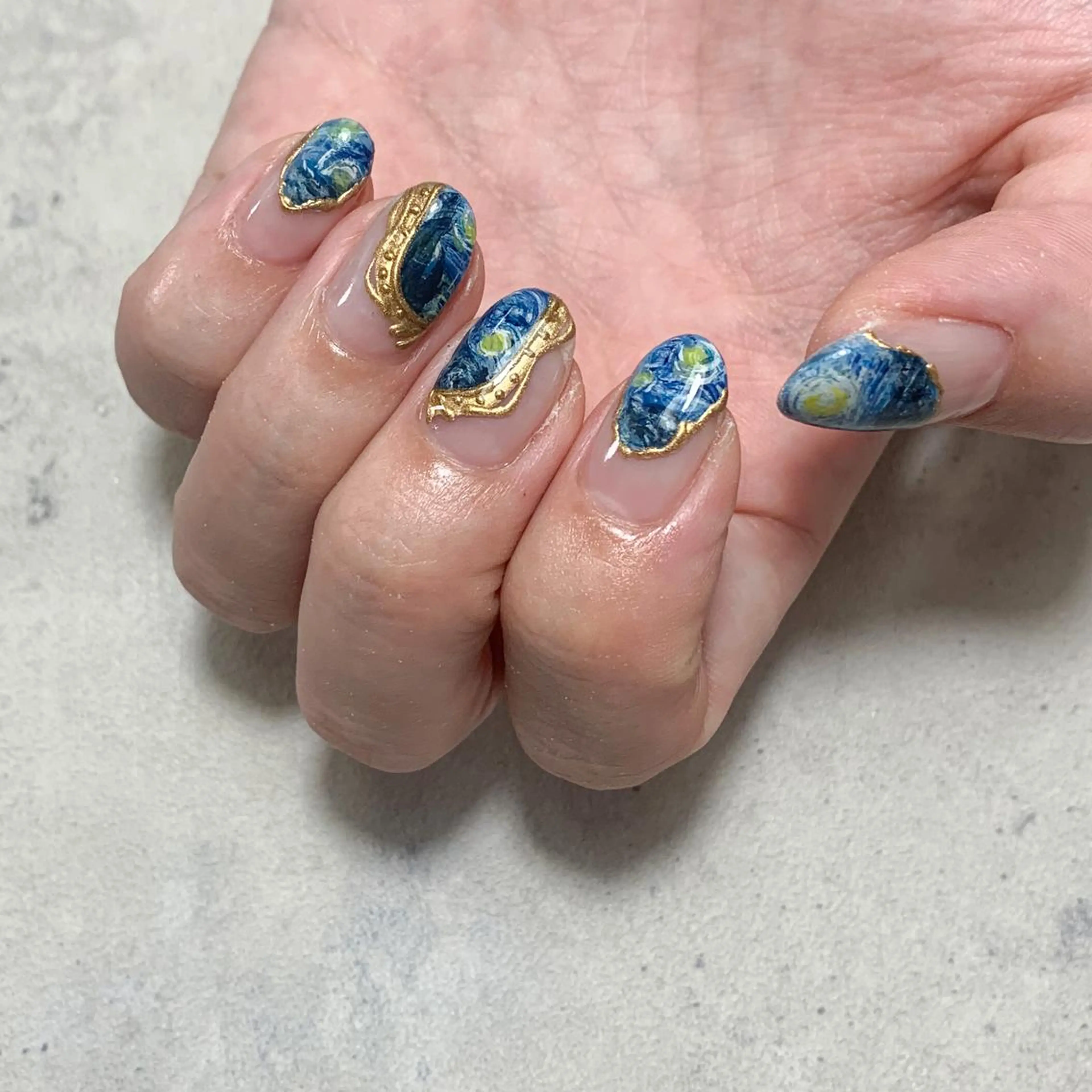 ネイル ハンドネイル FIORITURA aiのネイルデザイン