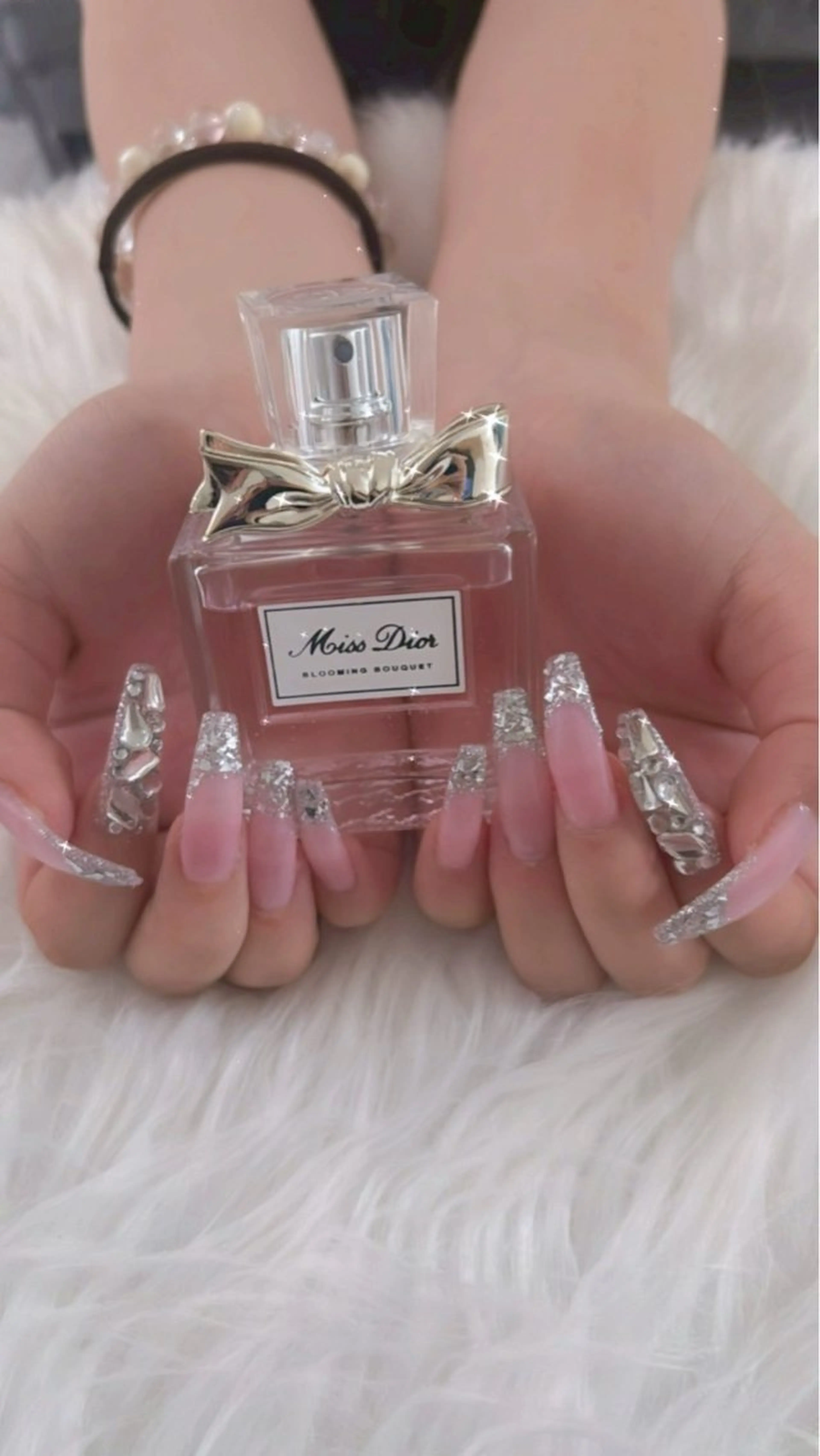 ネイル 長さ出し フレンチネイル ビューティーサロン PEARLのエステ・リラクイメージ