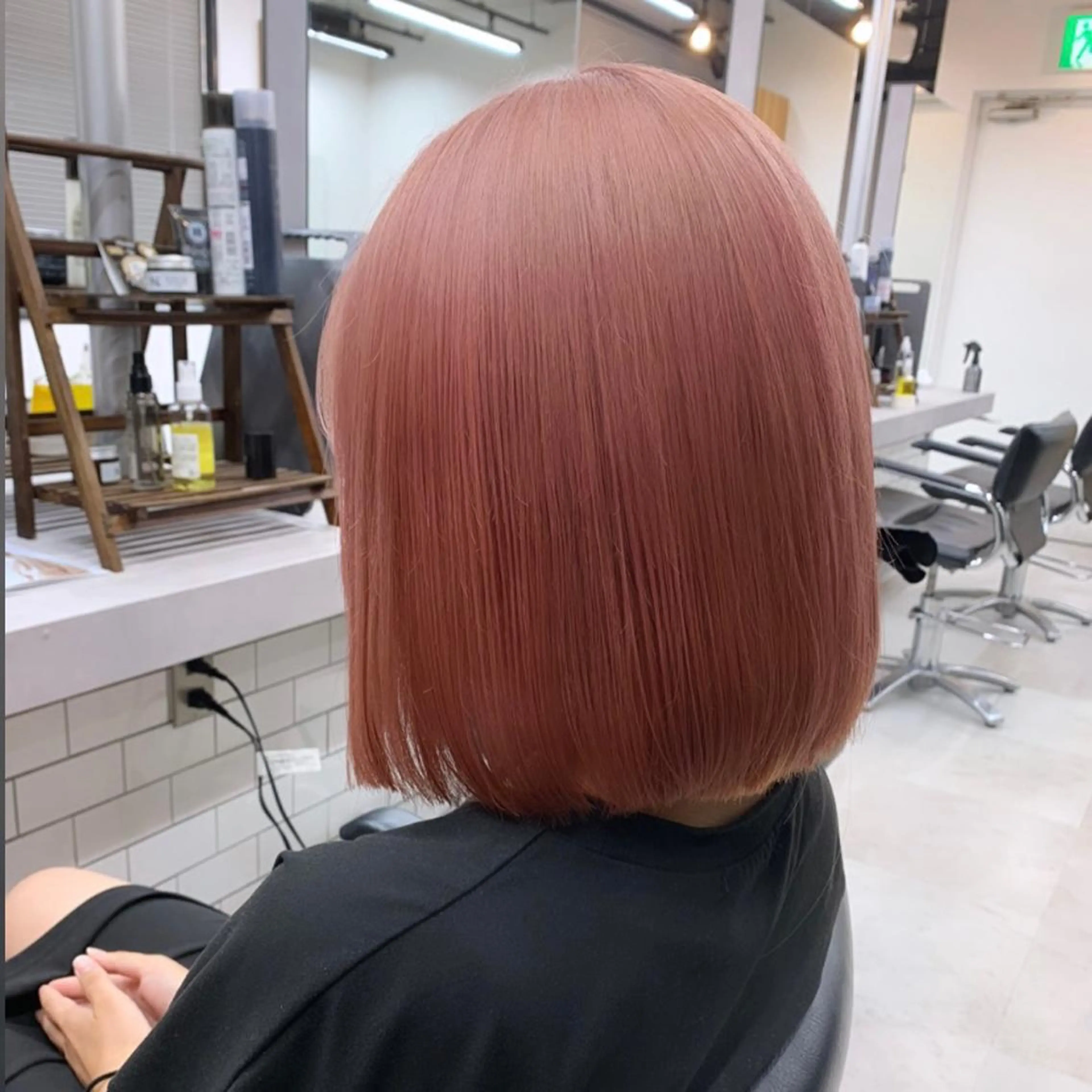 ショート カット トリートメント 🌸MAYU🌸 ハイトーン➕レイヤーのヘアスタイル