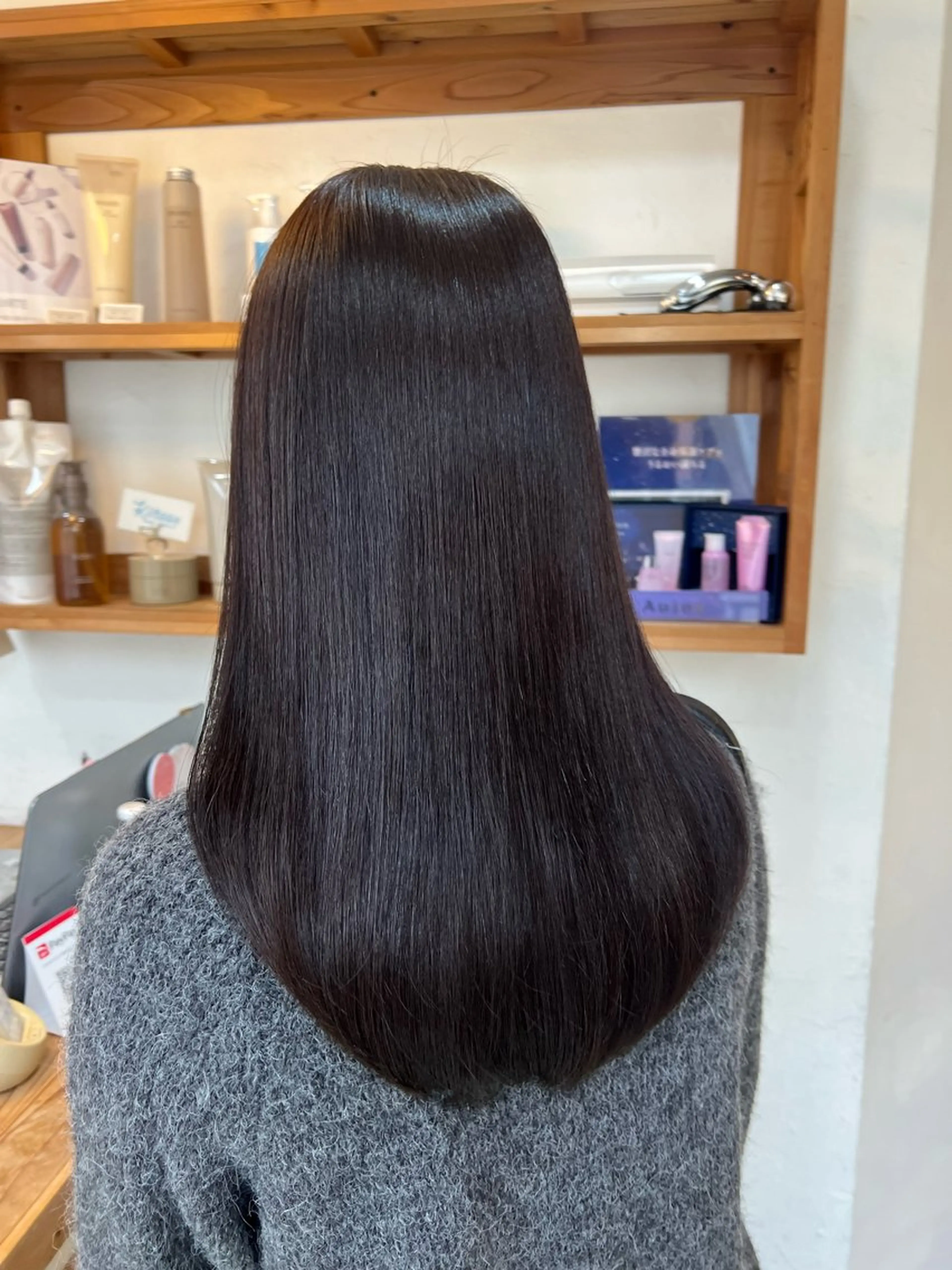 セミロング カラー ブラウンカラー チョコレートブラウン ヘアカラー トリートメント ミディアムレイヤー/ 艶カラー🎀　emiのヘアスタイル
