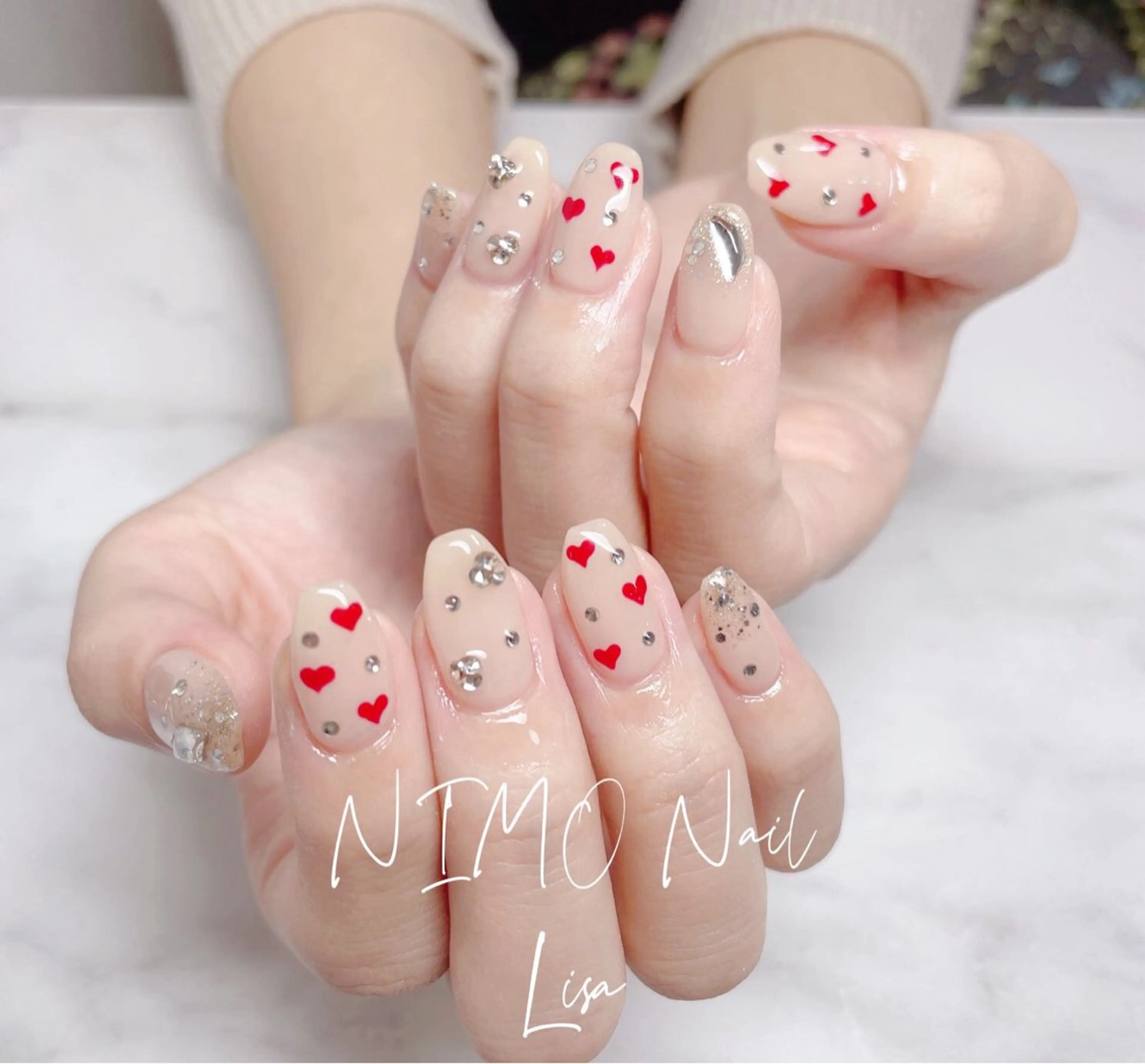 ネイル ハンドネイル RI SA☀️ リサのネイルデザイン