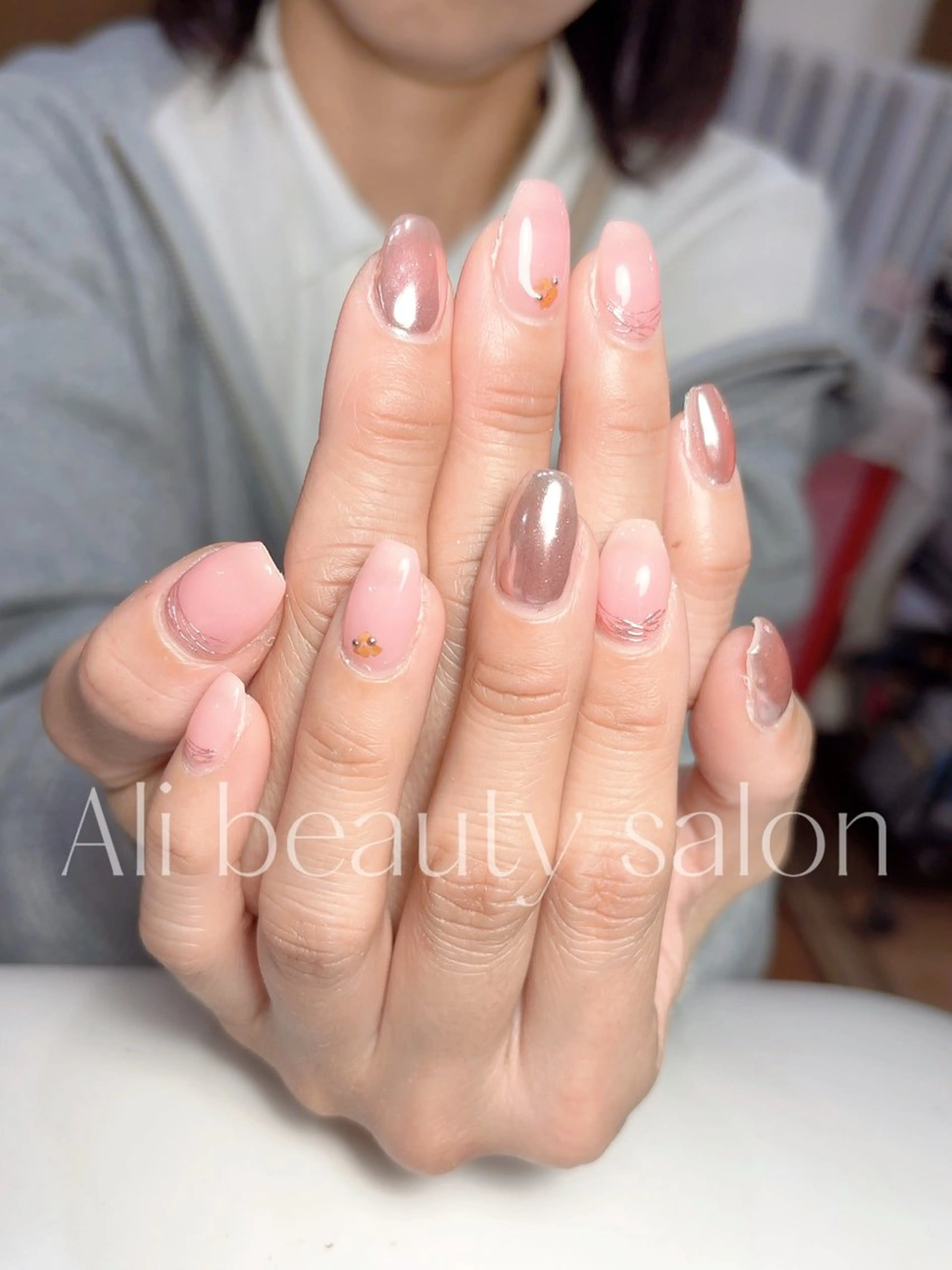 ネイル ミラーネイル 持ち込み ハンドネイル Ali 新小岩 ネイル専門のネイルデザイン