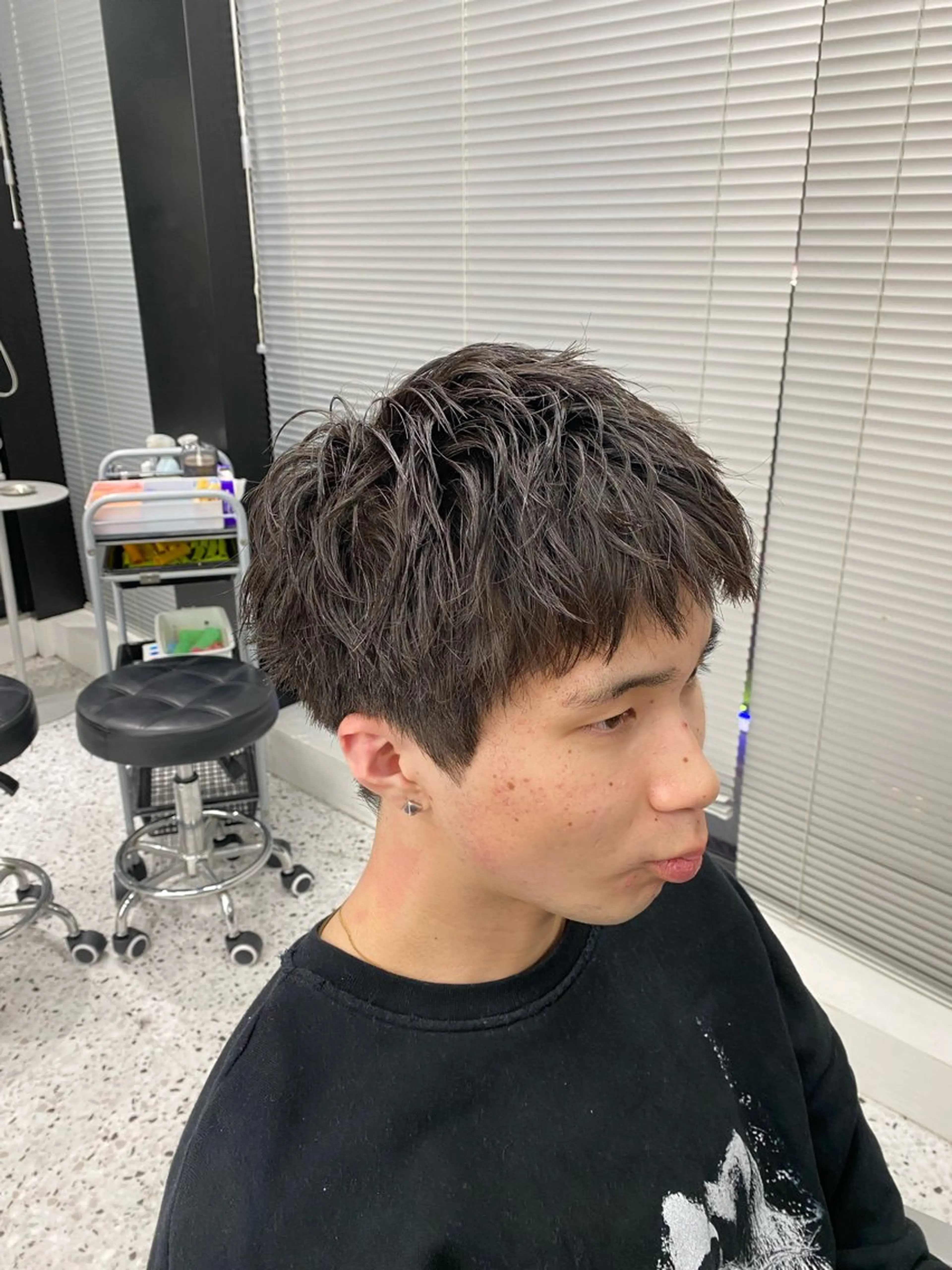 ショート カラー パーマ ✨️メンズ特化波巻き ツイスパ✨️松本真生のヘアスタイル