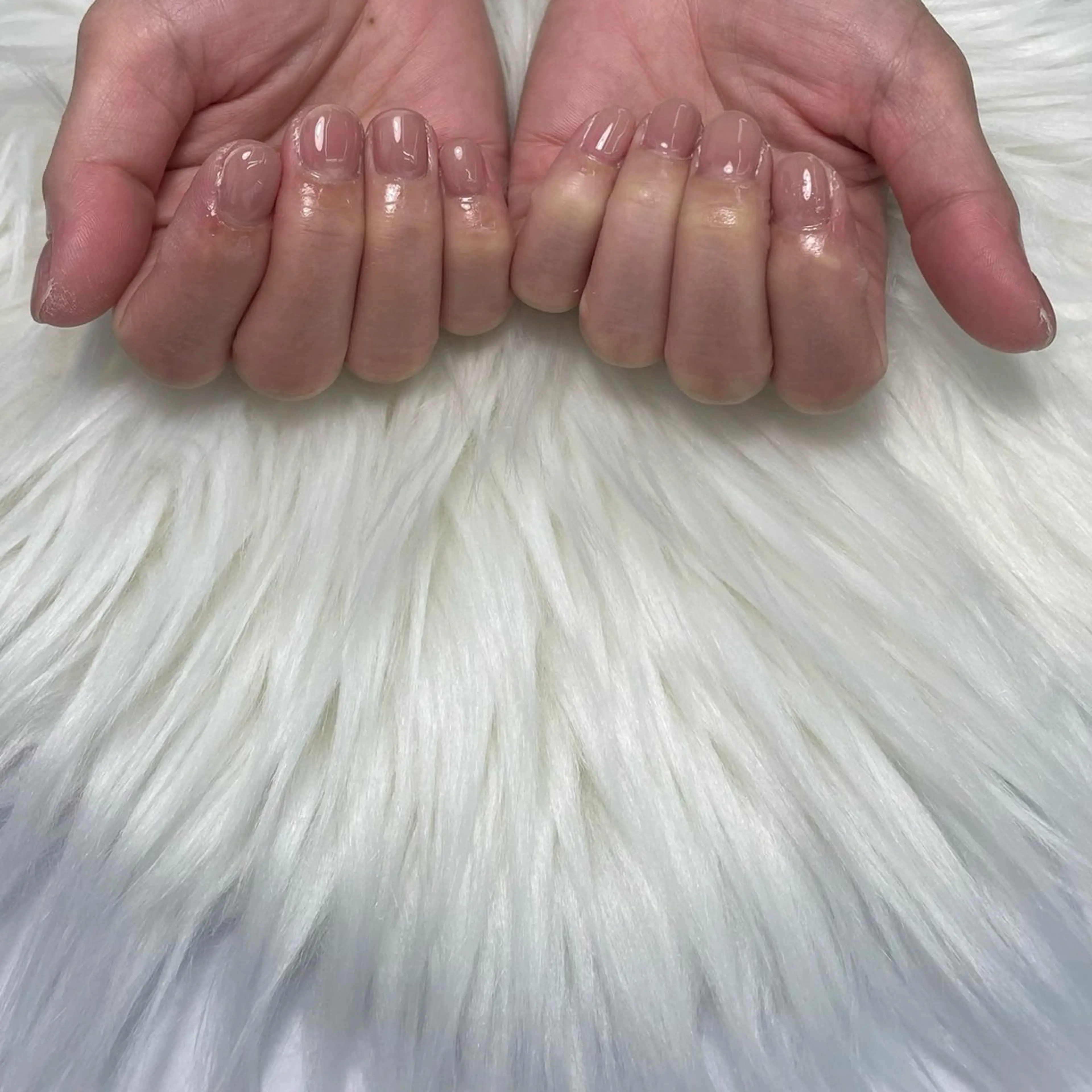 ネイル ジェルネイル オフィスネイル ピンク シンプルネイル Quee Stllaのネイルデザイン