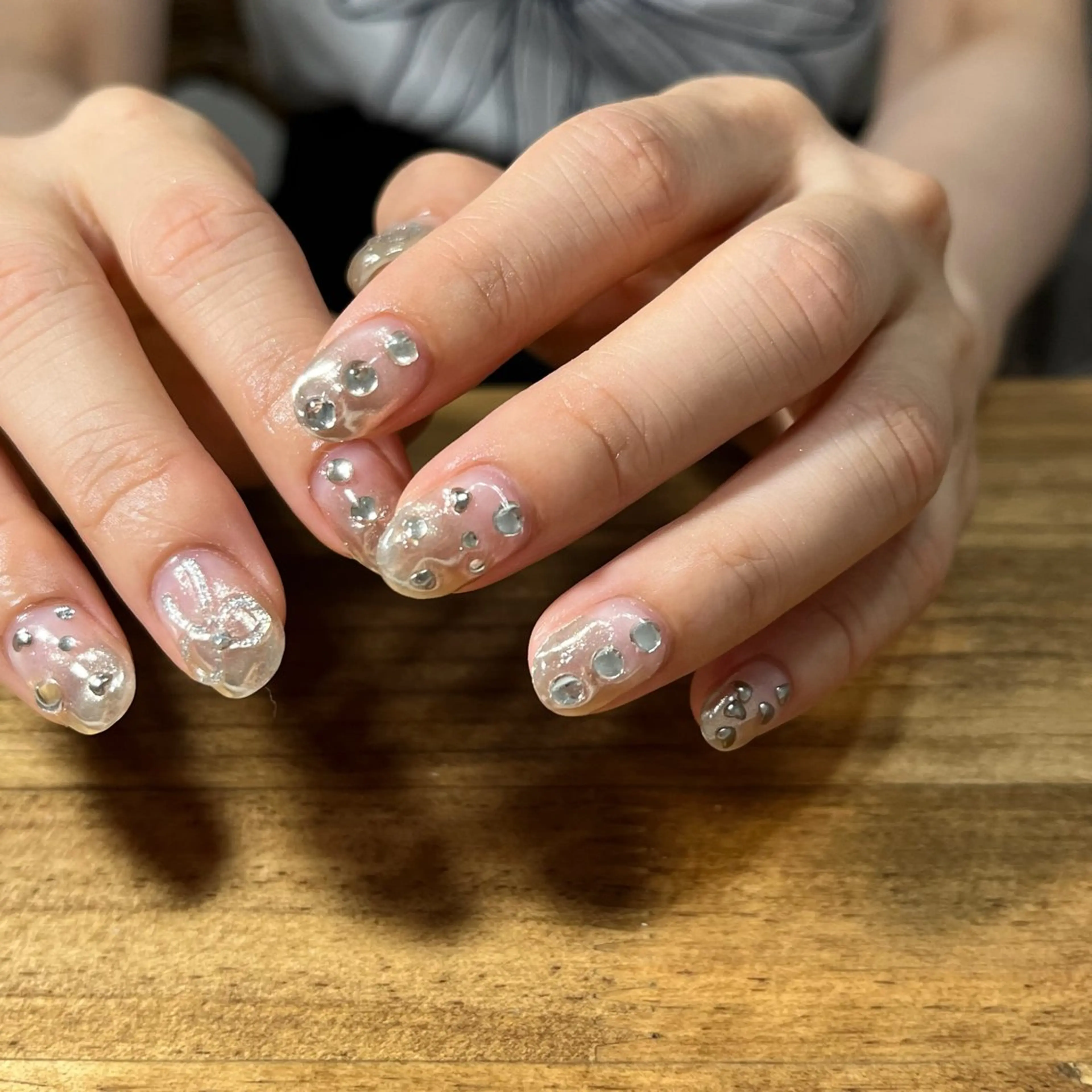 ネイル シルバー ハンドネイル Kel_y by yayoiのネイルデザイン