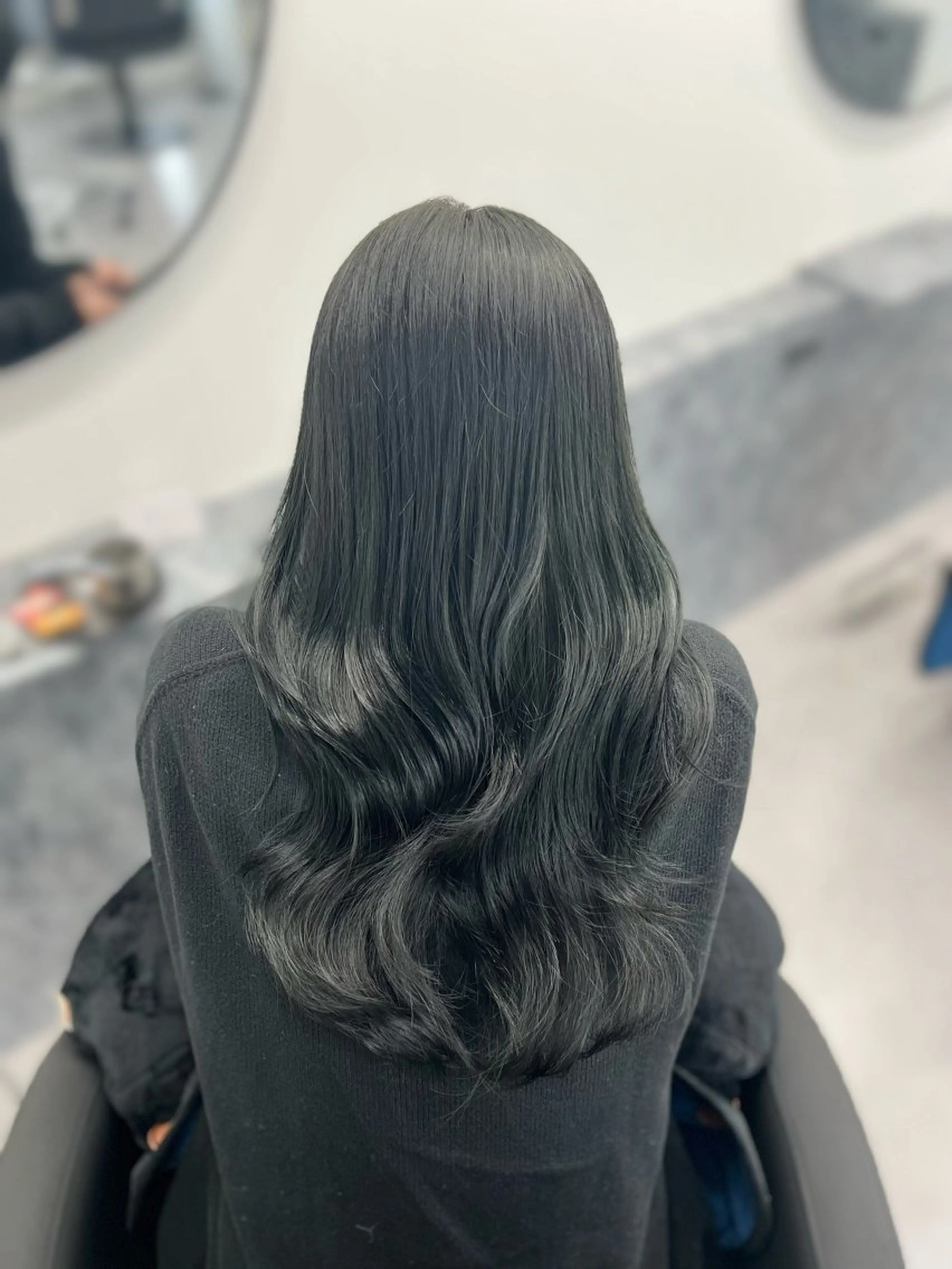 ロング eco/堀江/ 艶カラー/髪質改善のヘアスタイル