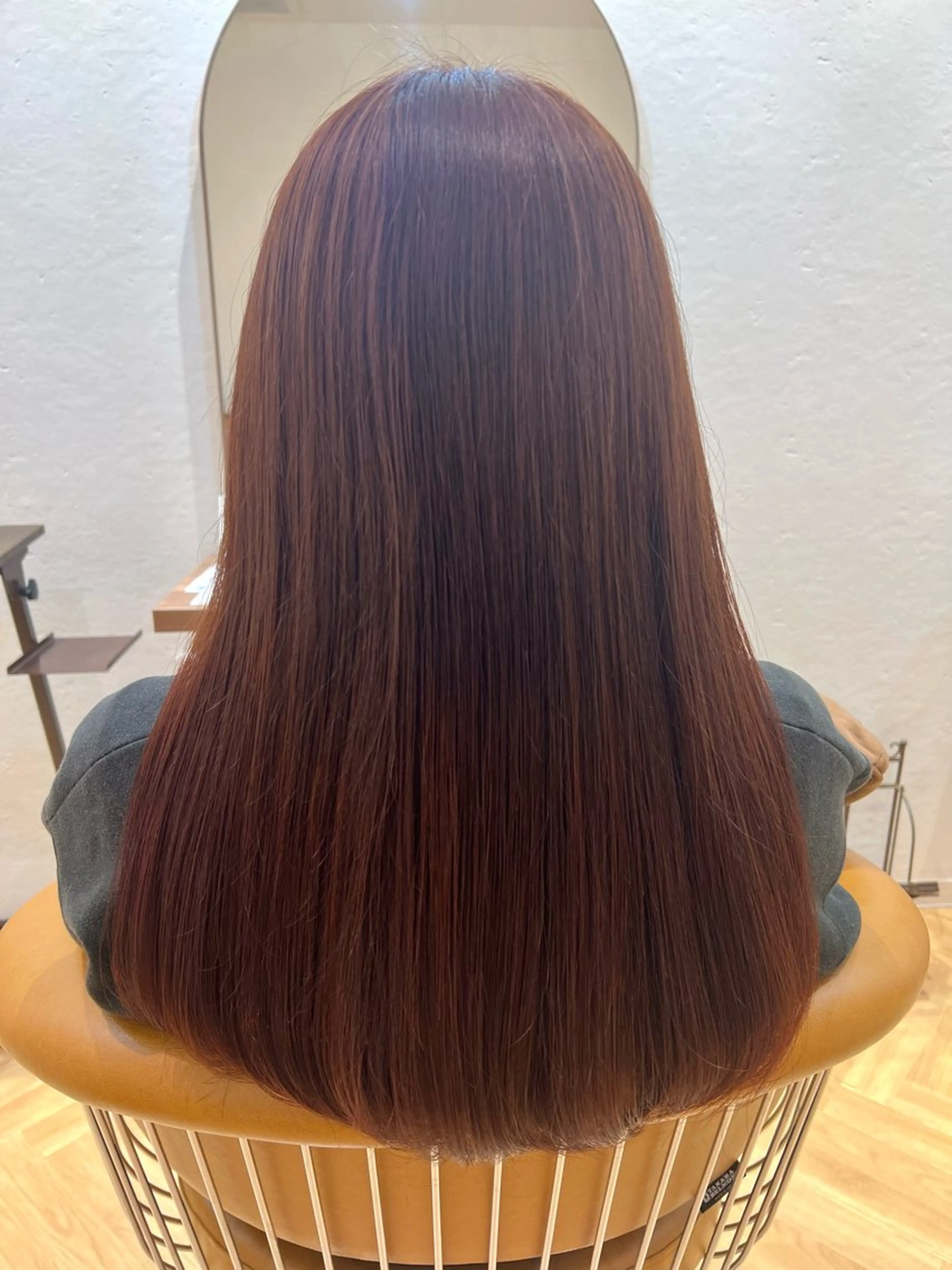 ロング カラー ブラウンカラー ピンクカラー ピンクブラウン ヘアカラー 城 梨音のヘアスタイル